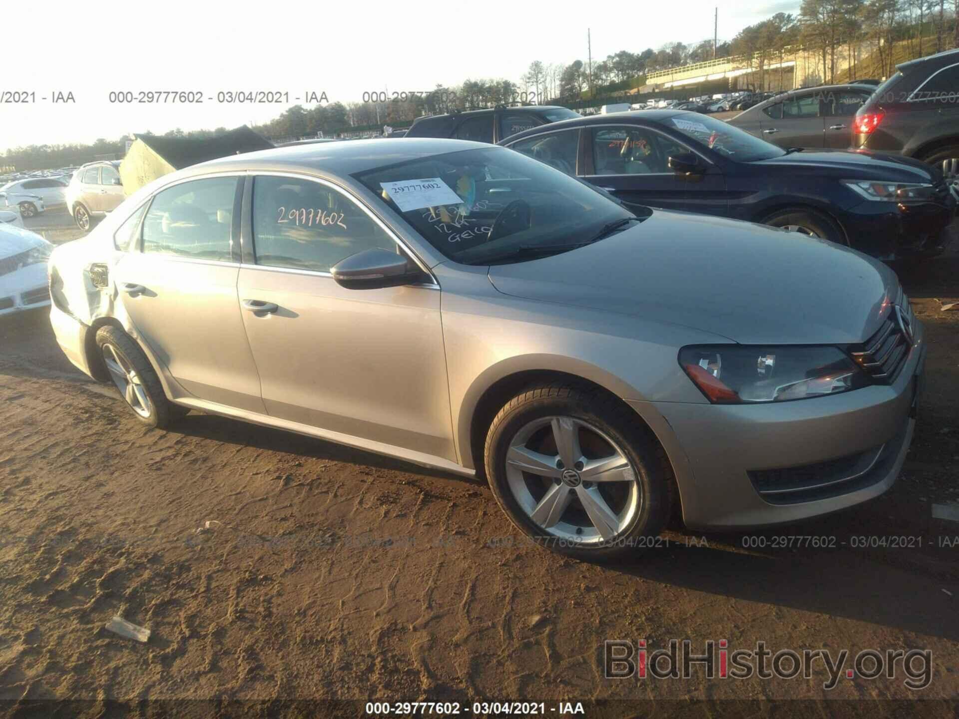 Photo 1VWBP7A31CC009697 - VOLKSWAGEN PASSAT 2012