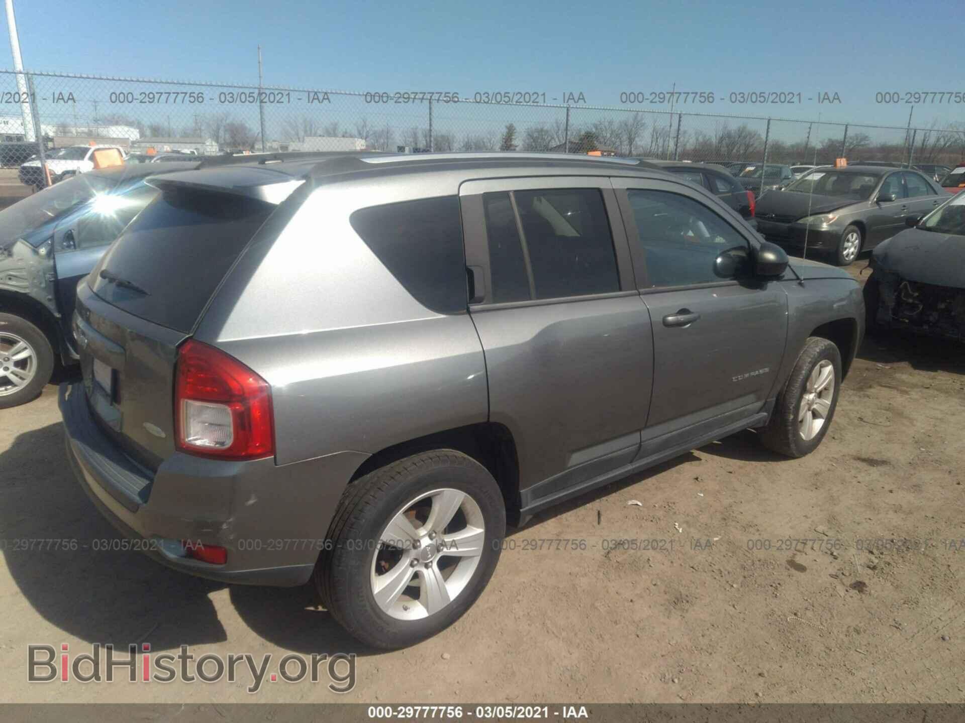 2011 JEEP COMPASS - VIN: 1J4NF1FB1BD201964 - Photo 4
