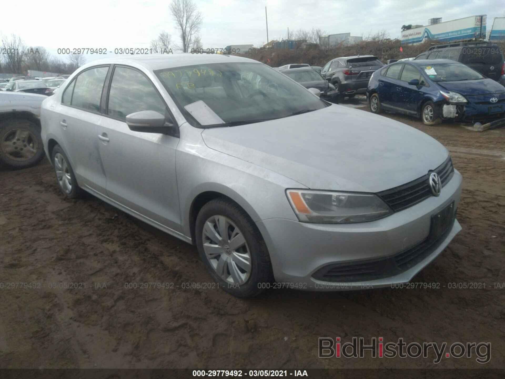 Фотография 3VWD17AJ9EM250840 - VOLKSWAGEN JETTA SEDAN 2014