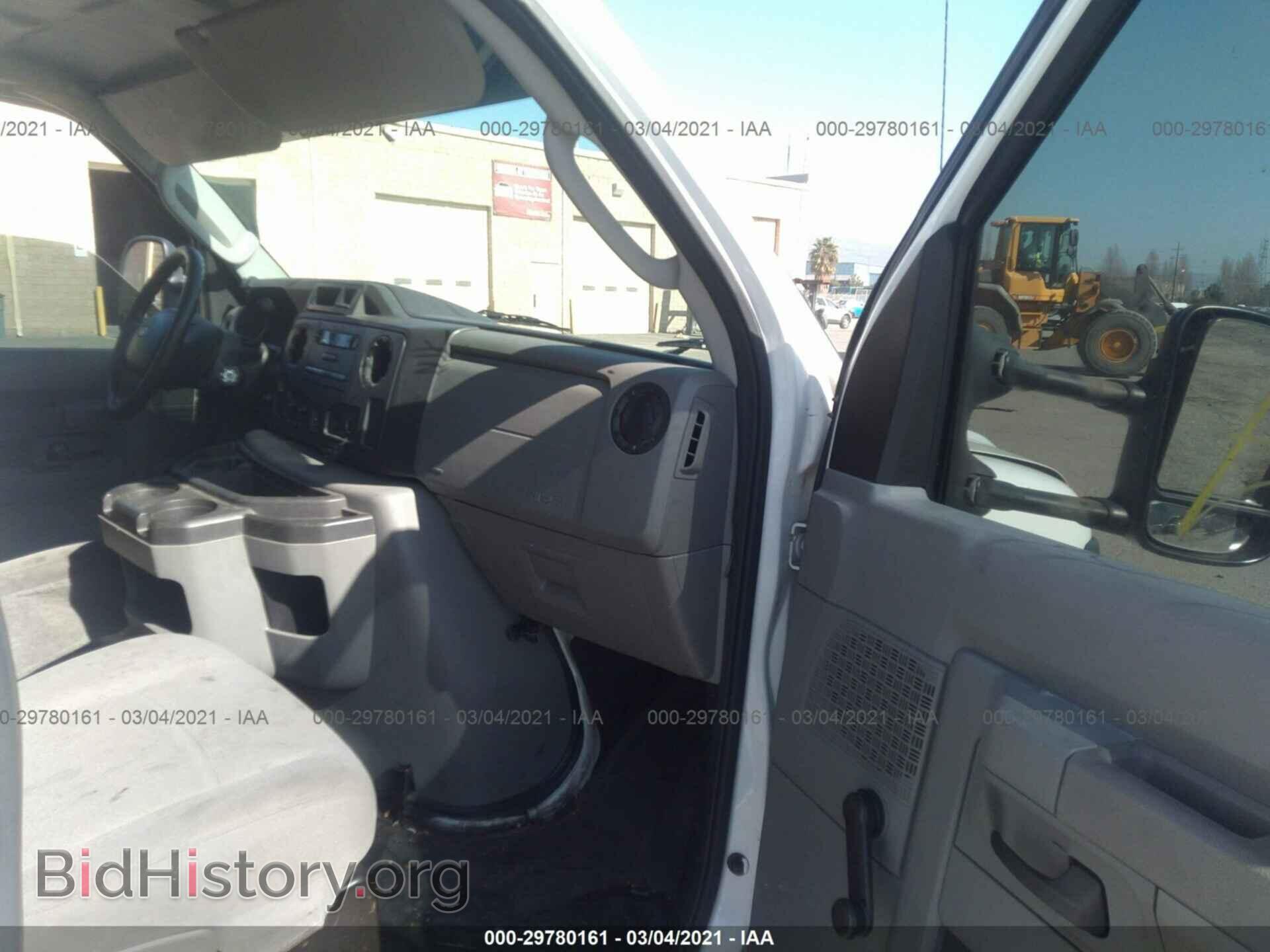 2010 FORD ECONOLINE CARGO VAN - VIN: 1FTNE2EW6ADA74761 - Фото 5