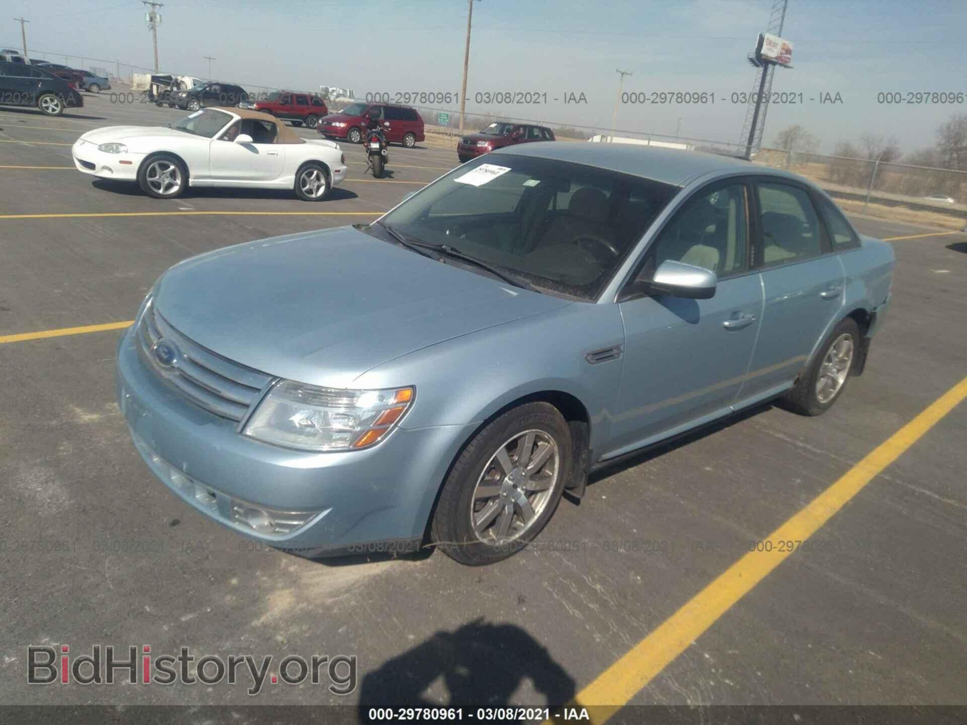 2008 FORD TAURUS - VIN: 1FAHP24W78G132822 - Фото 2
