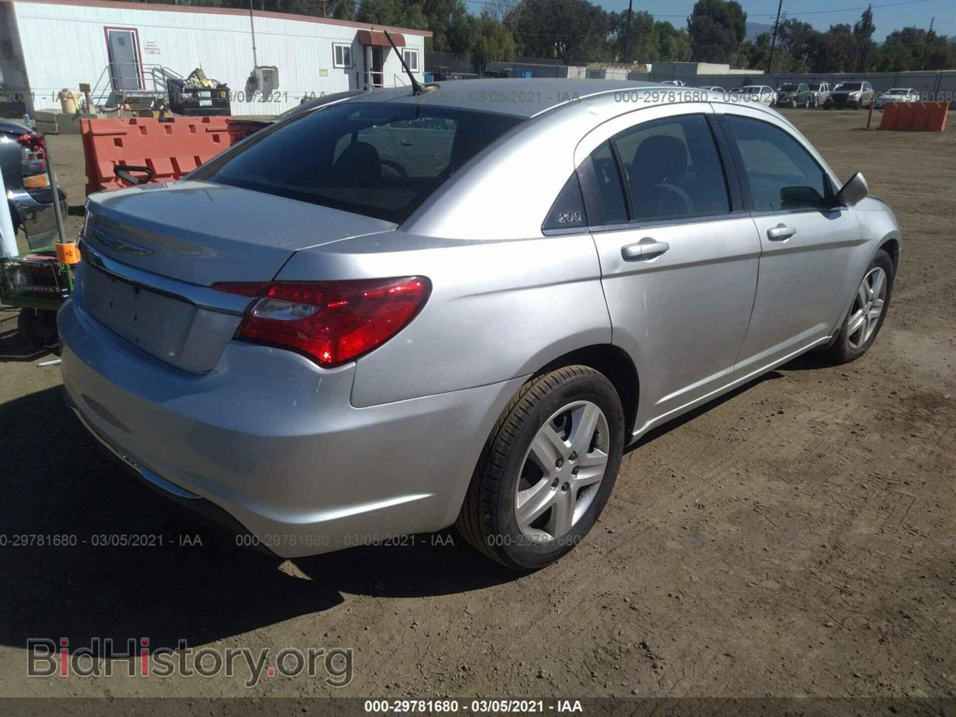 2012 CHRYSLER 200 - VIN: 1C3CCBAB4CN202903 - Photo 4