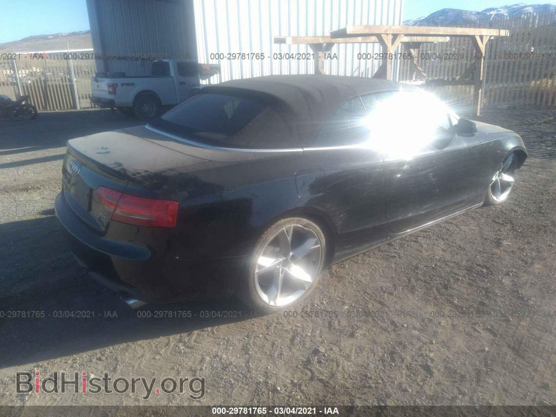 2011 AUDI A5 - VIN: WAUVFAFH3BN010399 - Фото 4