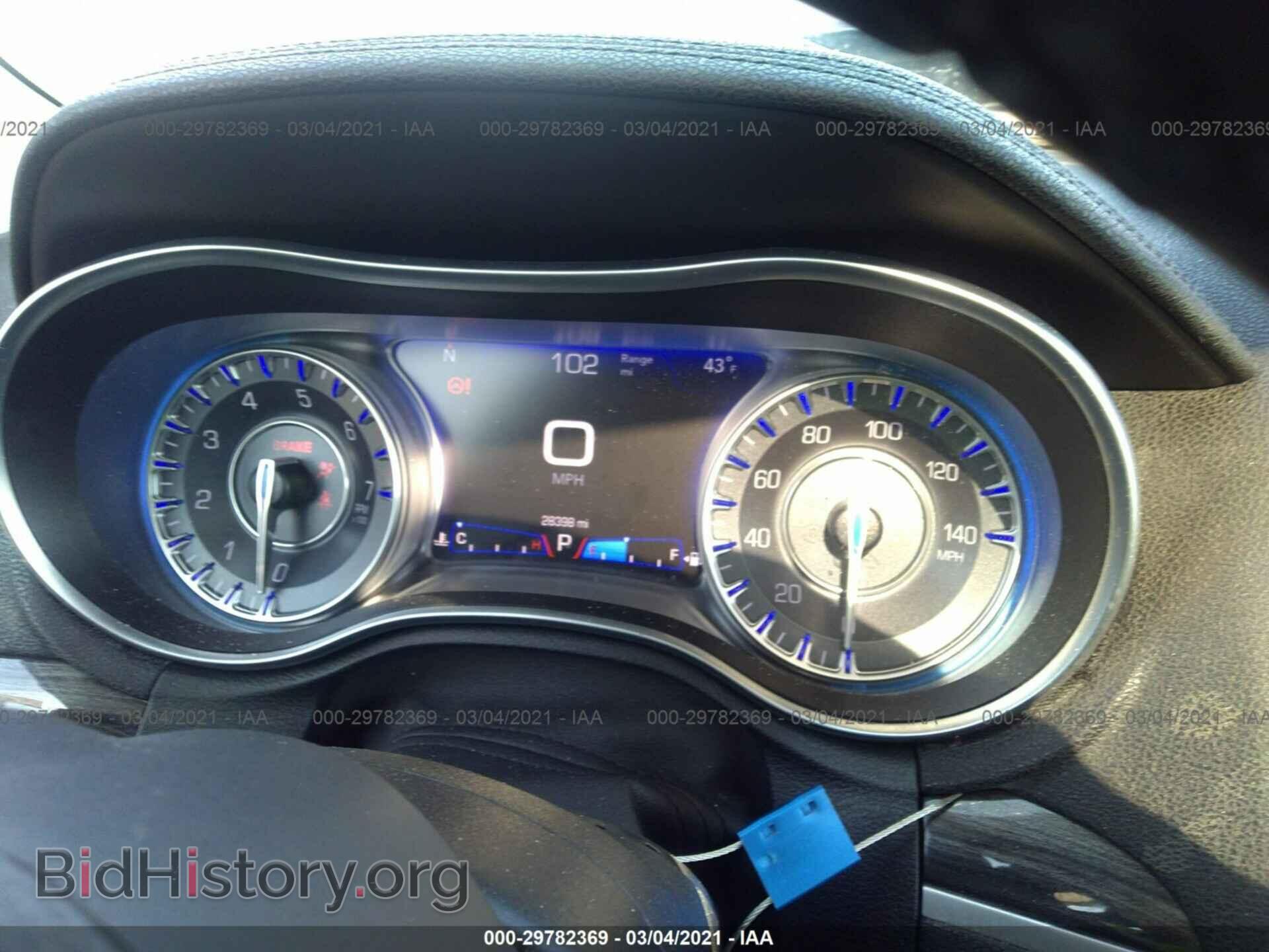 2017 CHRYSLER 300 - VIN: 2C3CCAAG9HH506590 - Фото 7