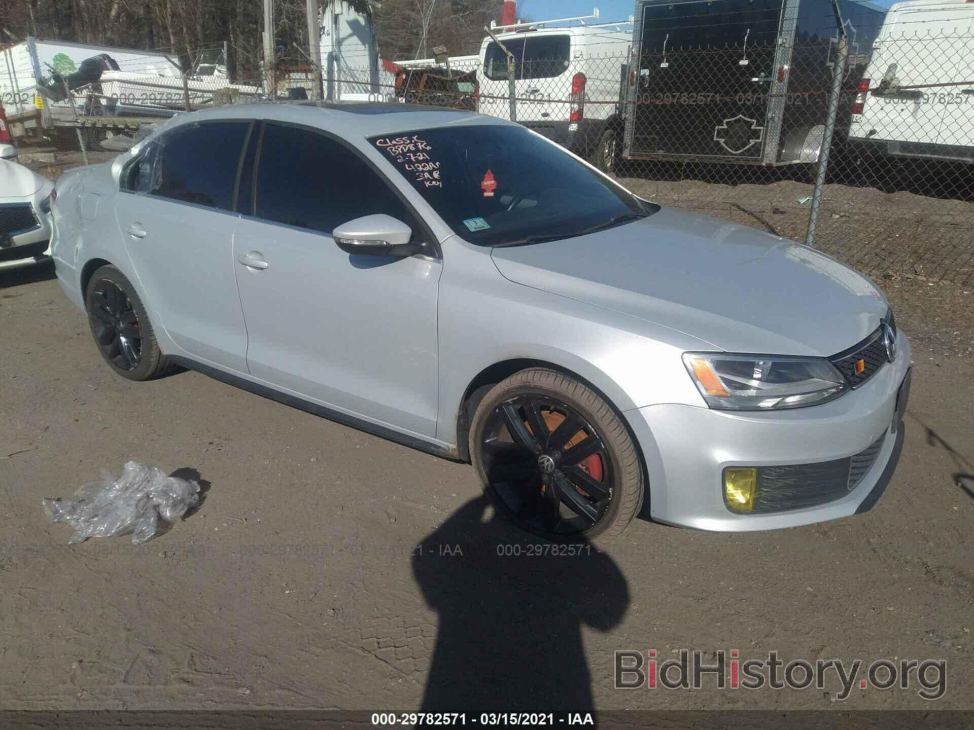 Фотография 3VW5A7AJ9CM068900 - VOLKSWAGEN GLI 2012