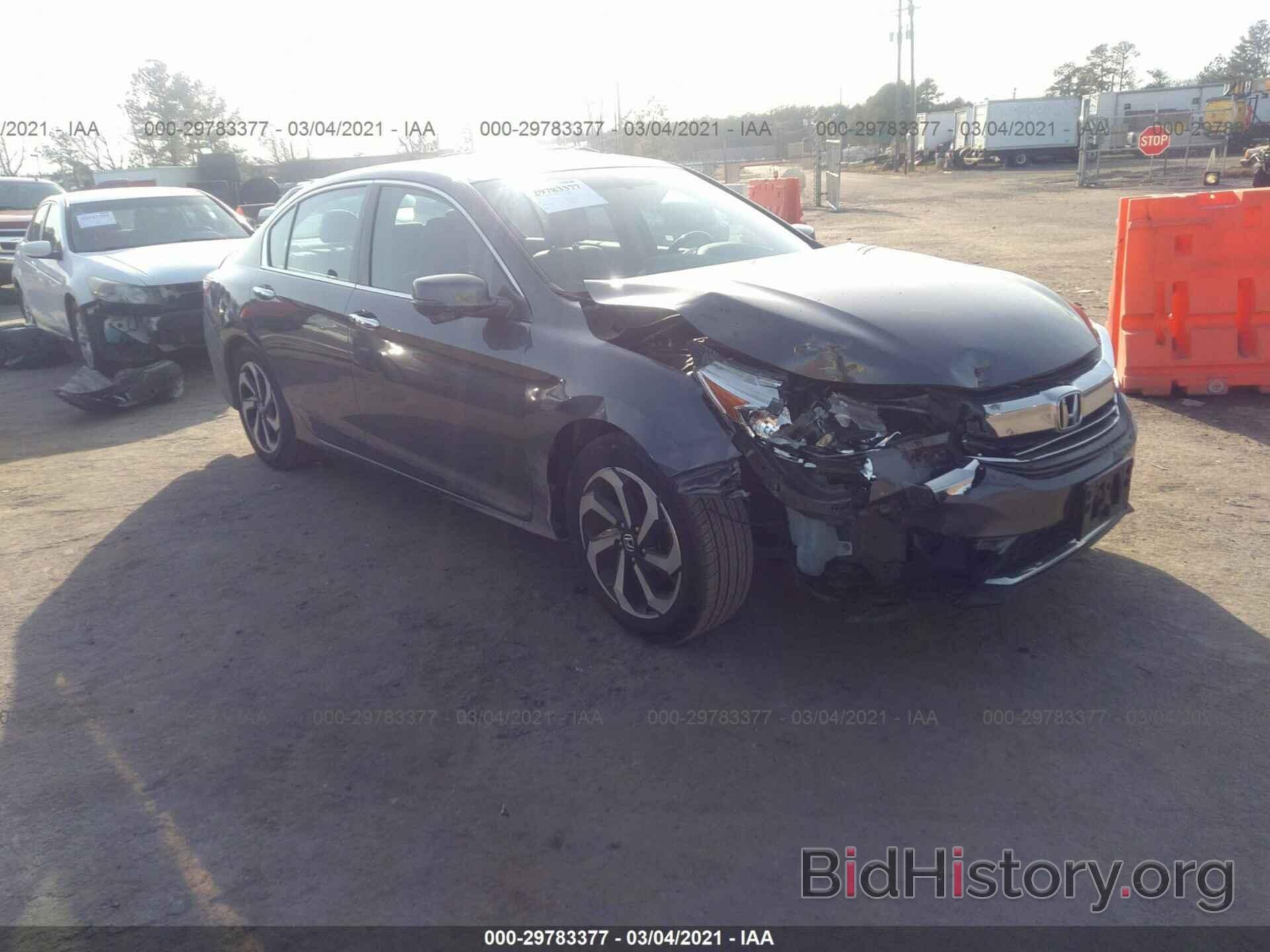 Photo 1HGCR3F85HA010371 - HONDA ACCORD SEDAN 2017