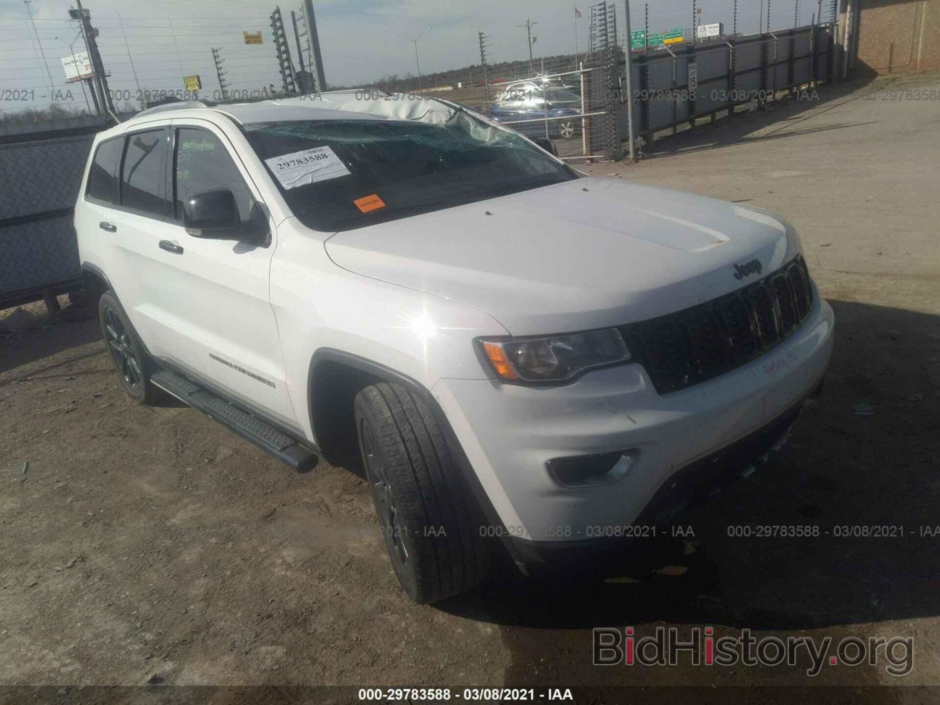 Photo 1C4RJFBGXHC853761 - JEEP GRAND CHEROKEE 2017