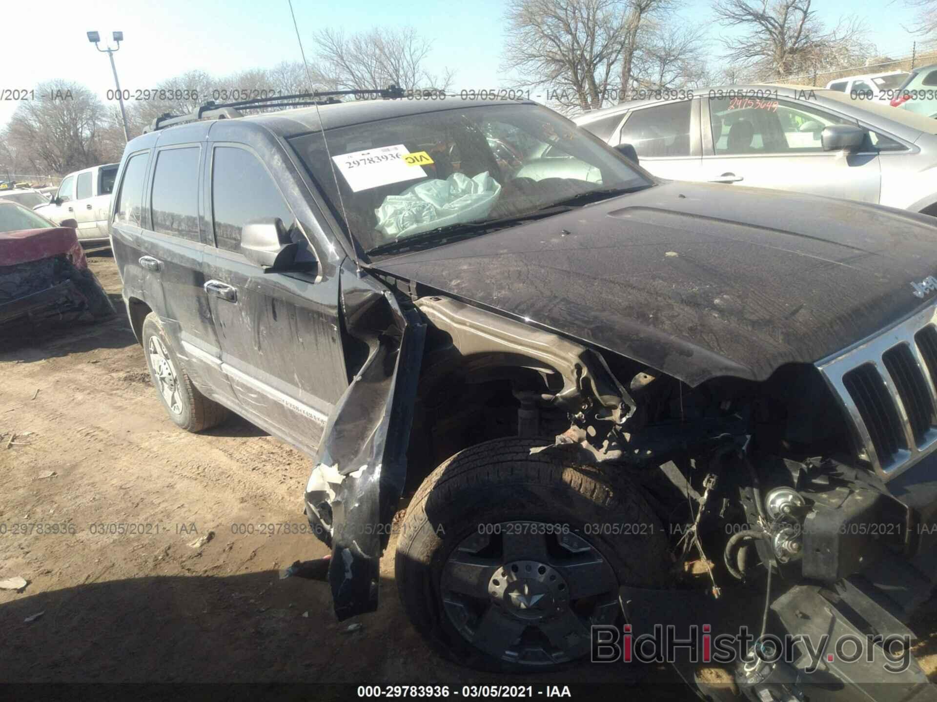 Photo 1J4RR4GT9AC142734 - JEEP GRAND CHEROKEE 2010