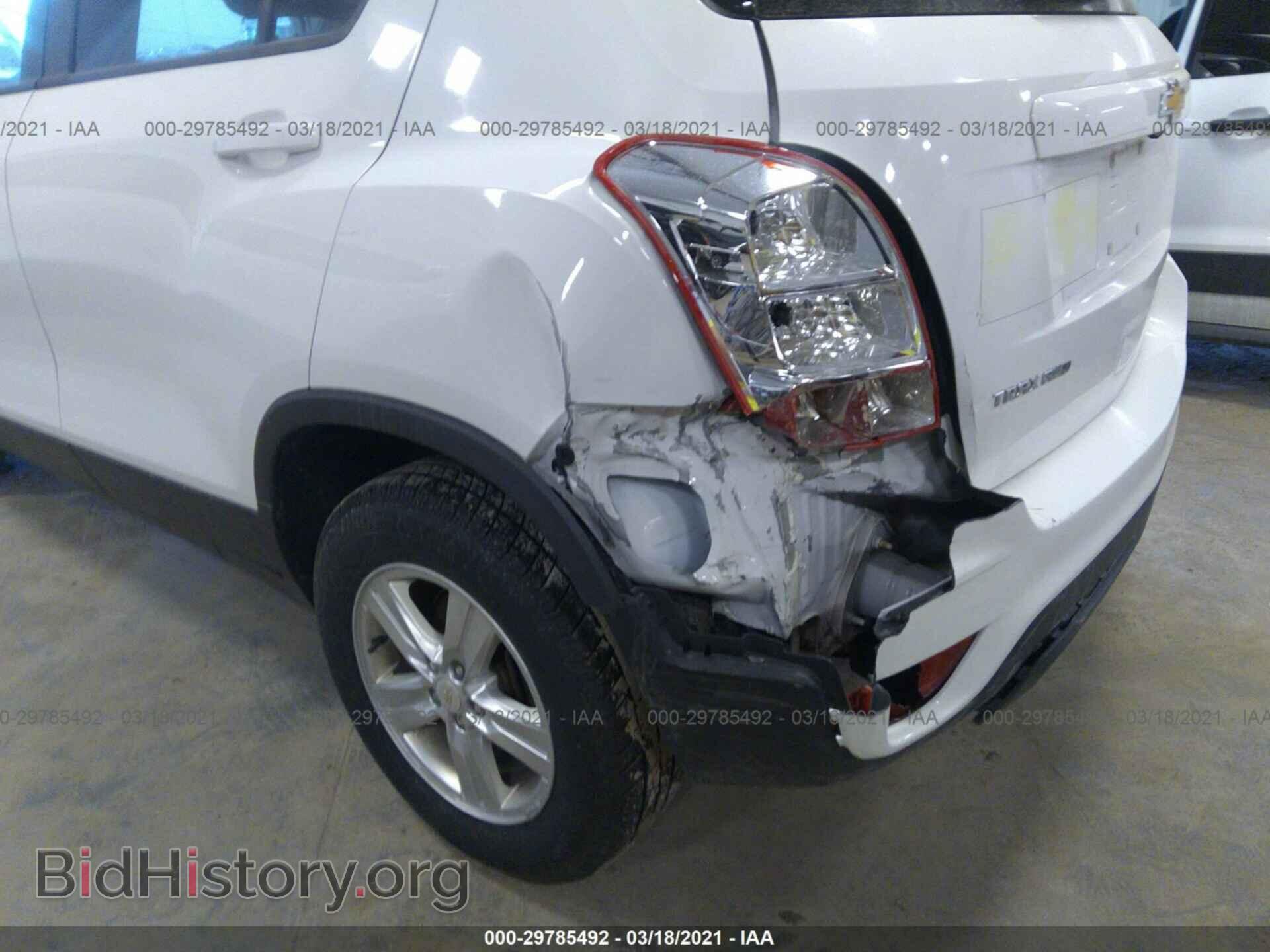 2017 CHEVROLET TRAX - VIN: 3GNCJNSB3HL278046 - Photo 6