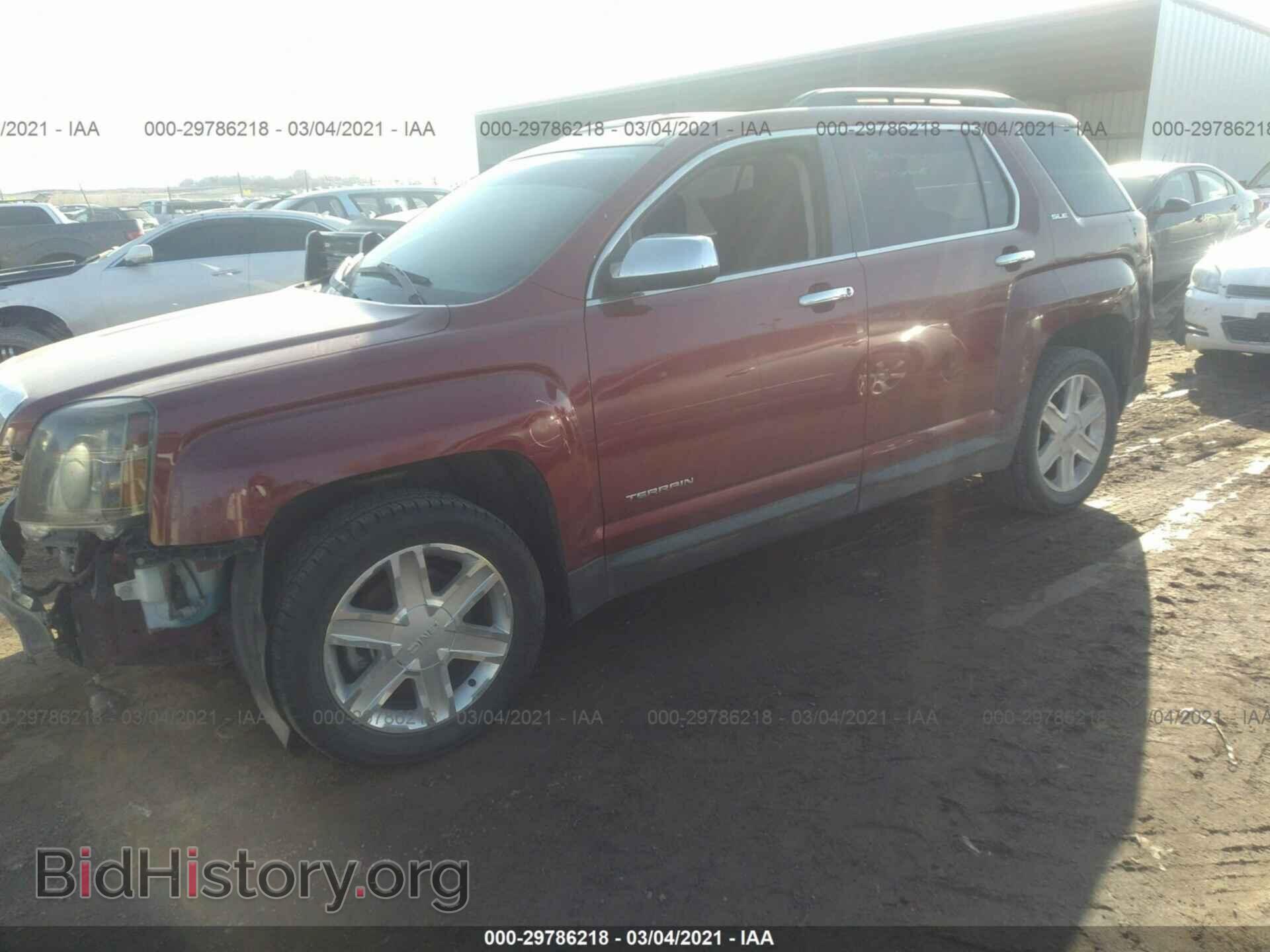 2011 GMC TERRAIN - VIN: 2CTALSEC4B6401317 - Photo 2
