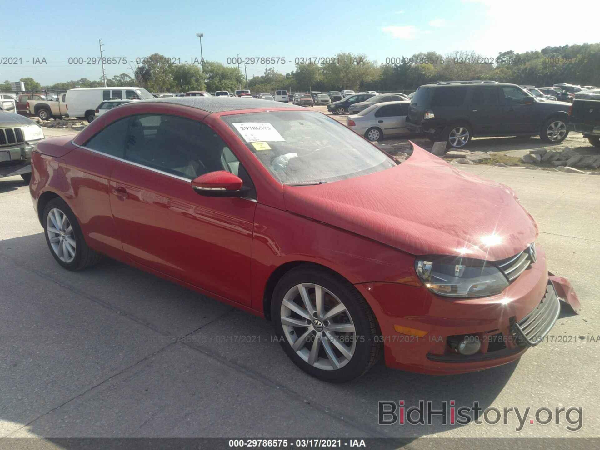 Photo WVWBW8AH4DV004829 - VOLKSWAGEN EOS 2013