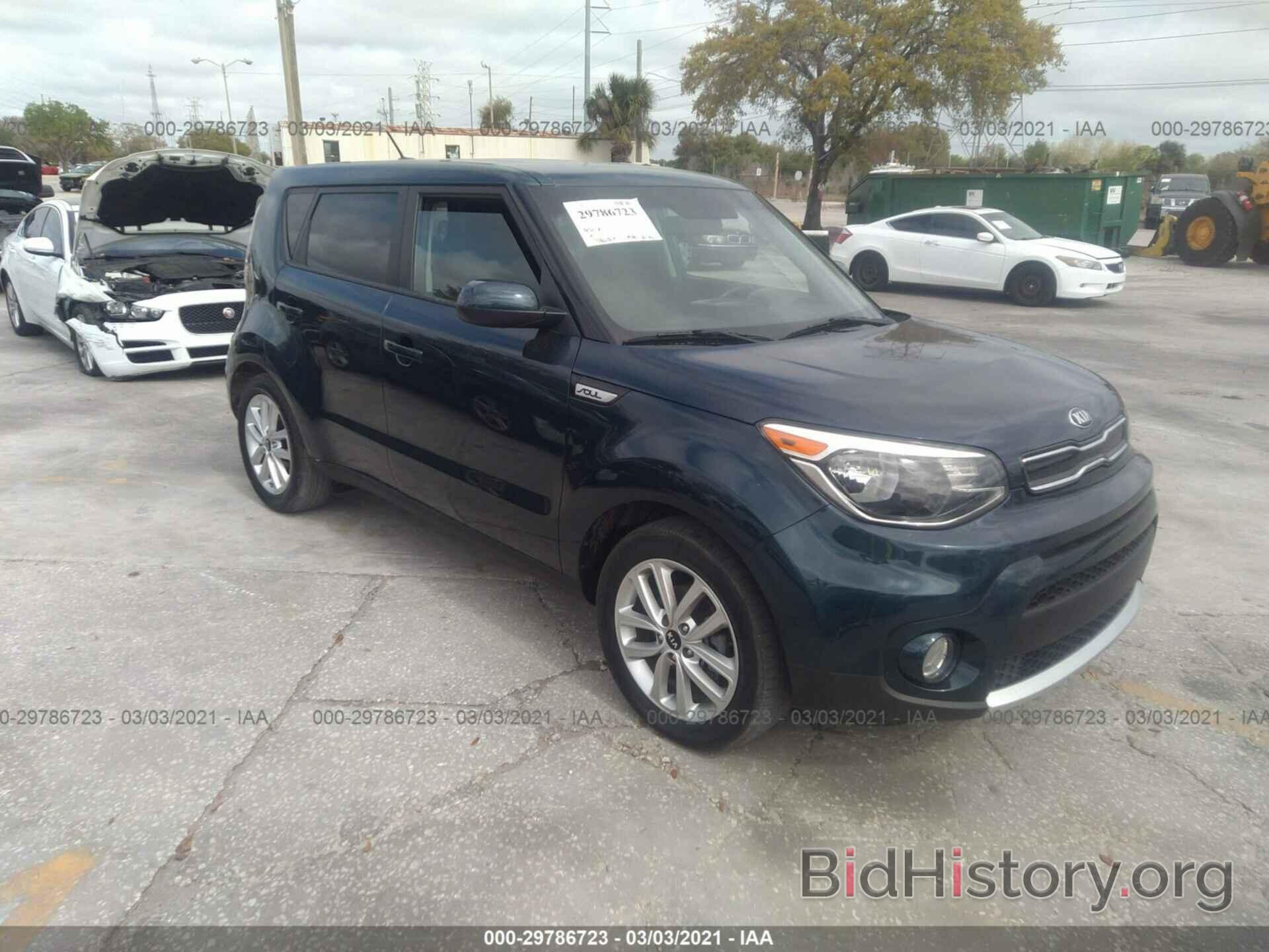 Photo KNDJP3A53J7518804 - KIA SOUL 2018