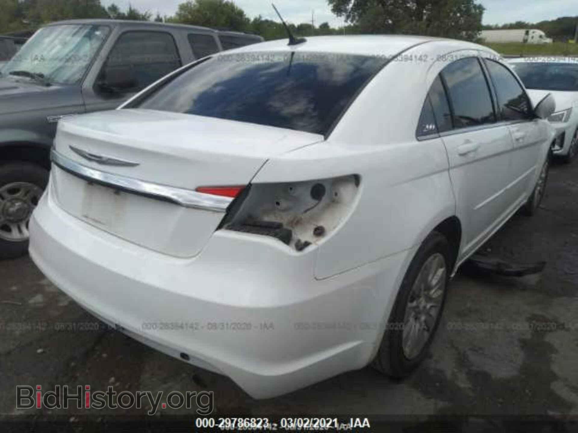 2012 CHRYSLER 200 - VIN: 1C3CCBAB4CN205459 - Photo 4