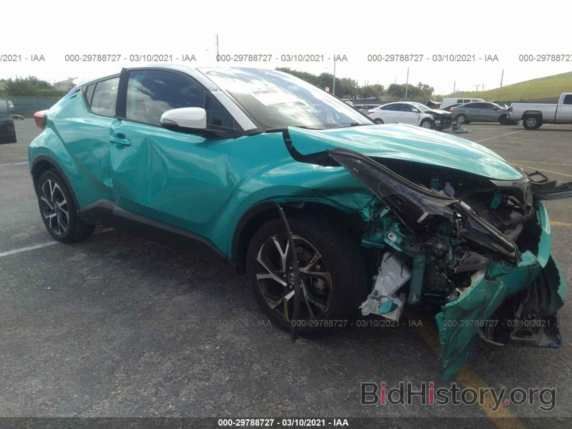 Photo NMTKHMBX4JR049363 - TOYOTA C-HR 2018