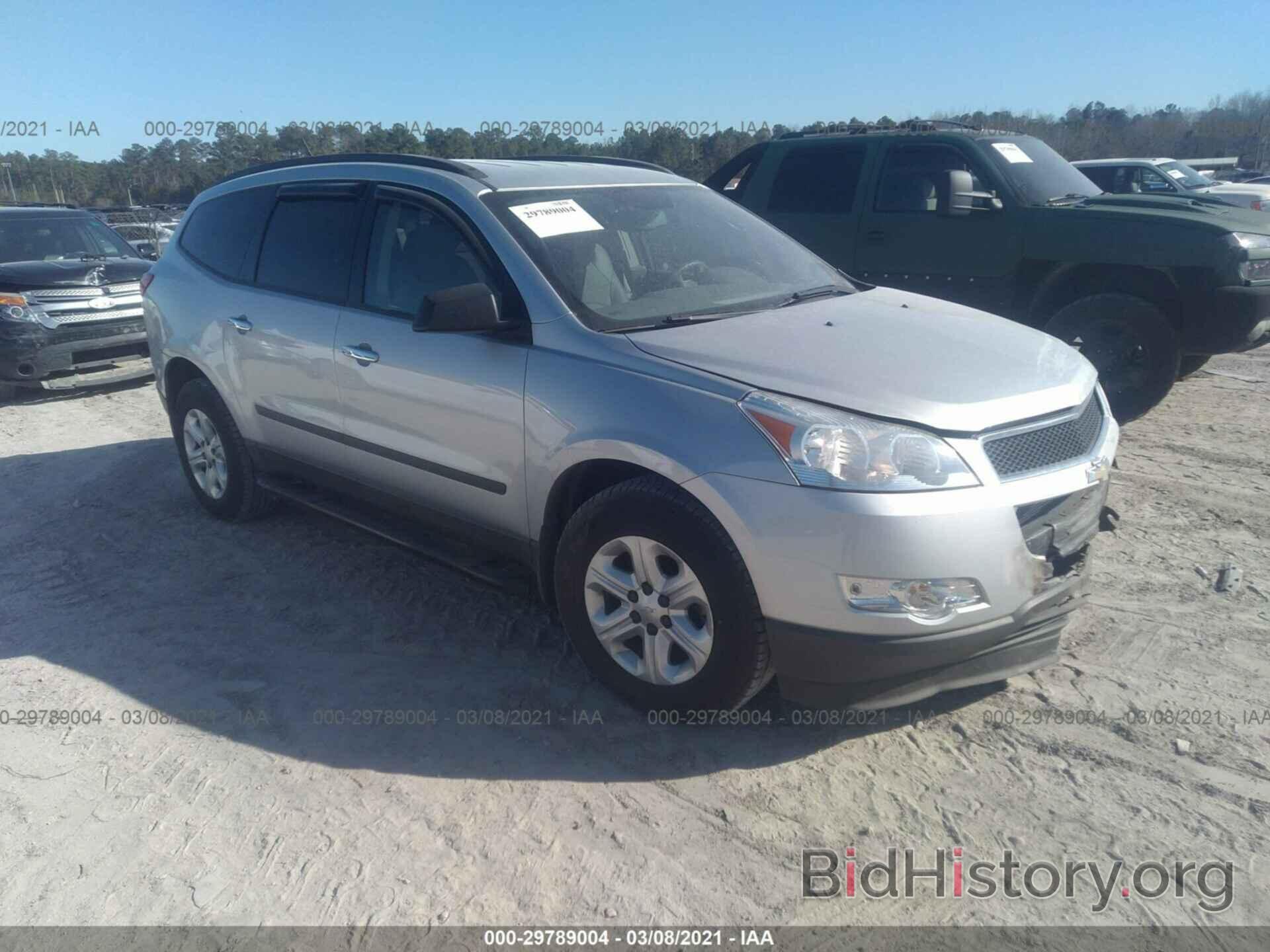 Photo 1GNKVEED4BJ126711 - CHEVROLET TRAVERSE 2011