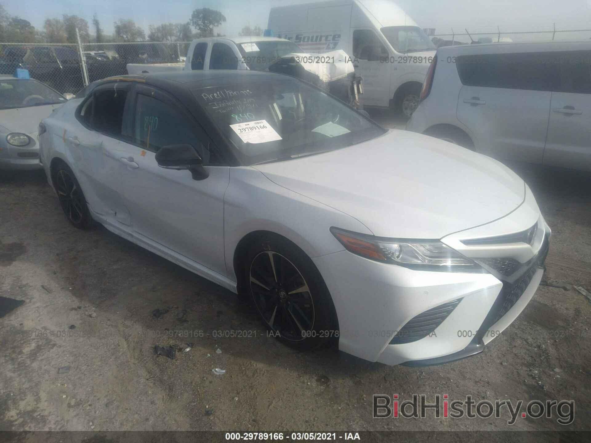 Photo 4T1B61HK9KU193792 - TOYOTA CAMRY 2019