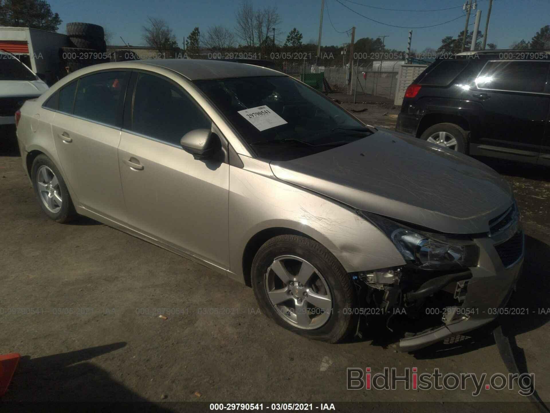 Photo 1G1PC5SB1E7409570 - CHEVROLET CRUZE 2014