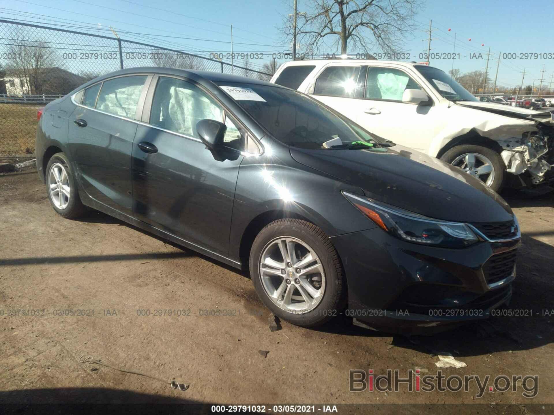 Photo 1G1BE5SM6J7102315 - CHEVROLET CRUZE 2018