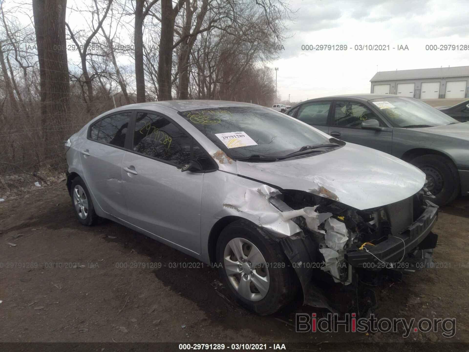 Photo KNAFX4A6XF5370137 - KIA FORTE 2015