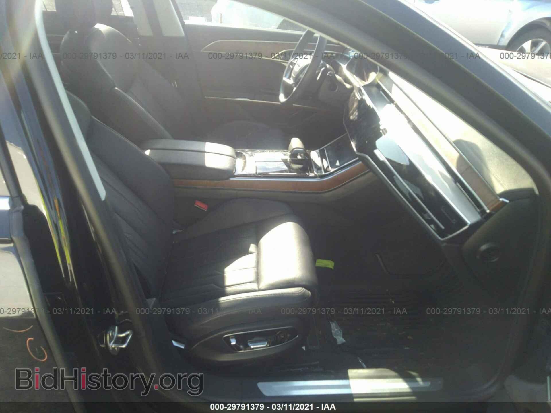2019 AUDI A8 - VIN: WAU8DAF89KN011107 - Фото 5