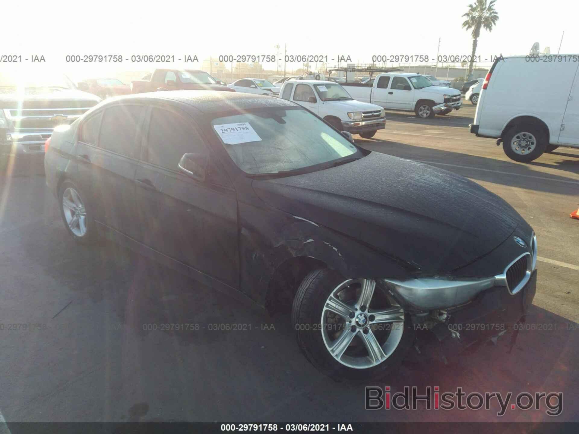 Photo WBA3C1C56EK106589 - BMW 3 SERIES 2014