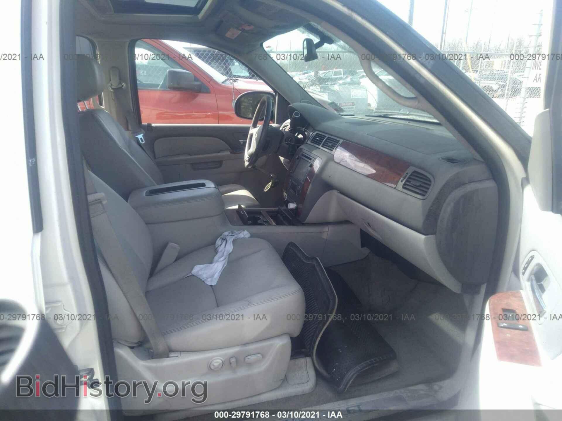 2013 CHEVROLET AVALANCHE - VIN: 3GNMCGE08DG140137 - Фото 5