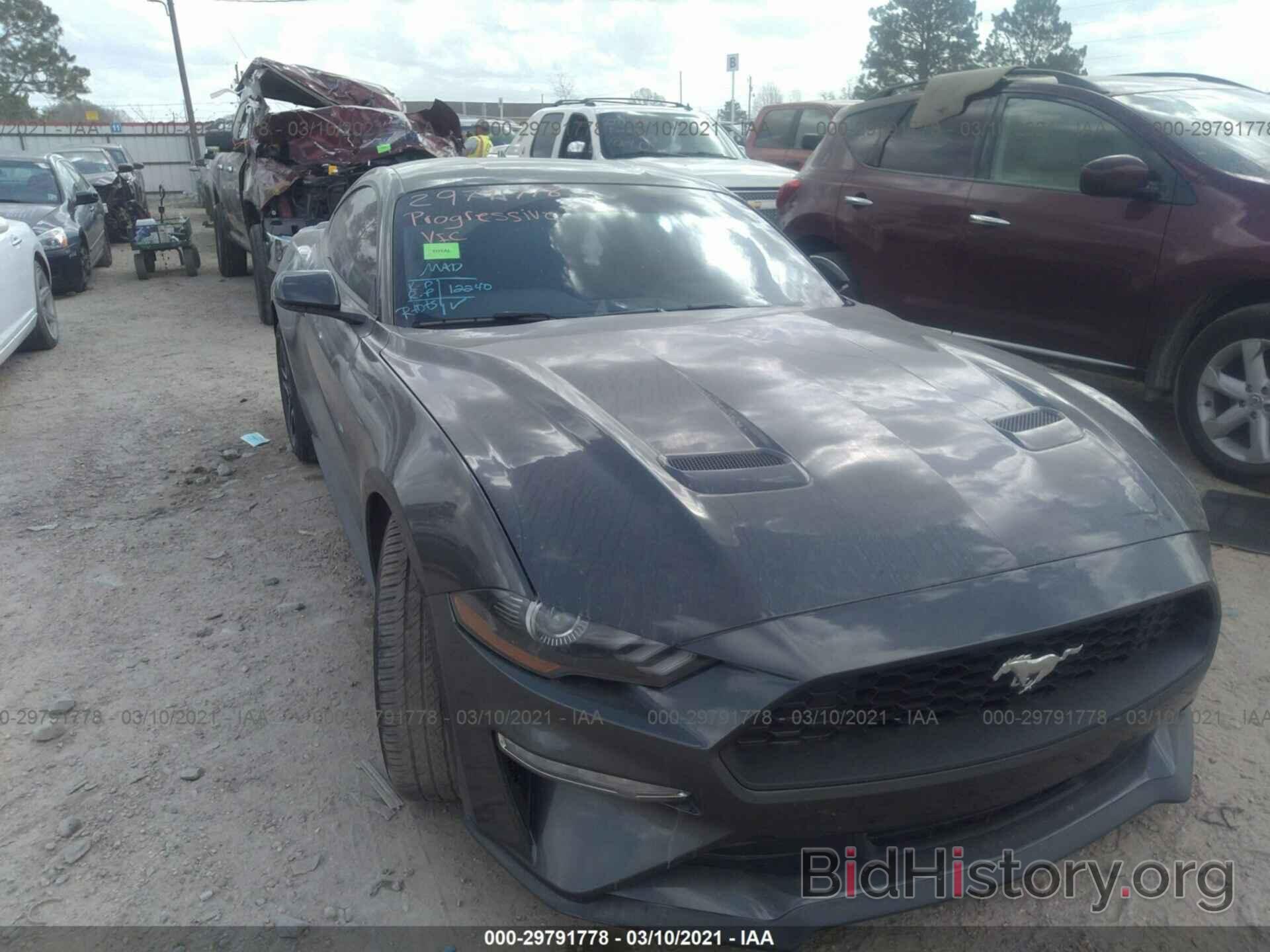 Photo 1FA6P8TH2L5161811 - FORD MUSTANG 2020