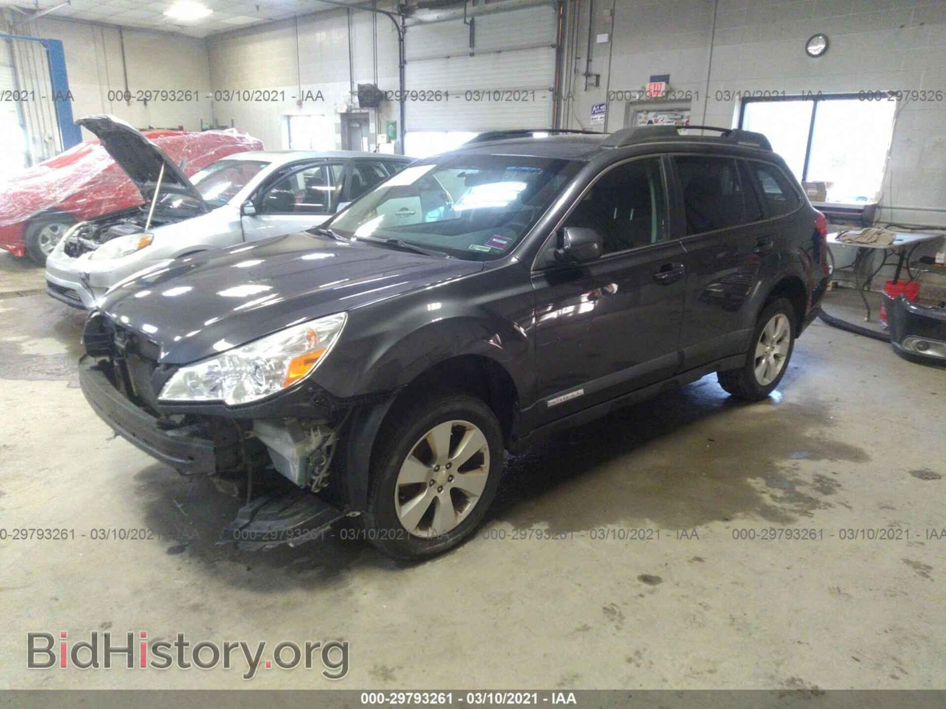 2011 SUBARU OUTBACK - VIN: 4S4BRBCC9B3362390 - Фото 2