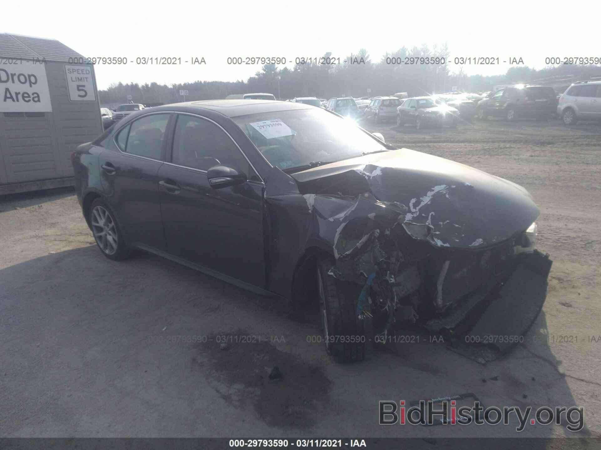 Photo JTHCF5C25B5050239 - LEXUS IS 250 2011