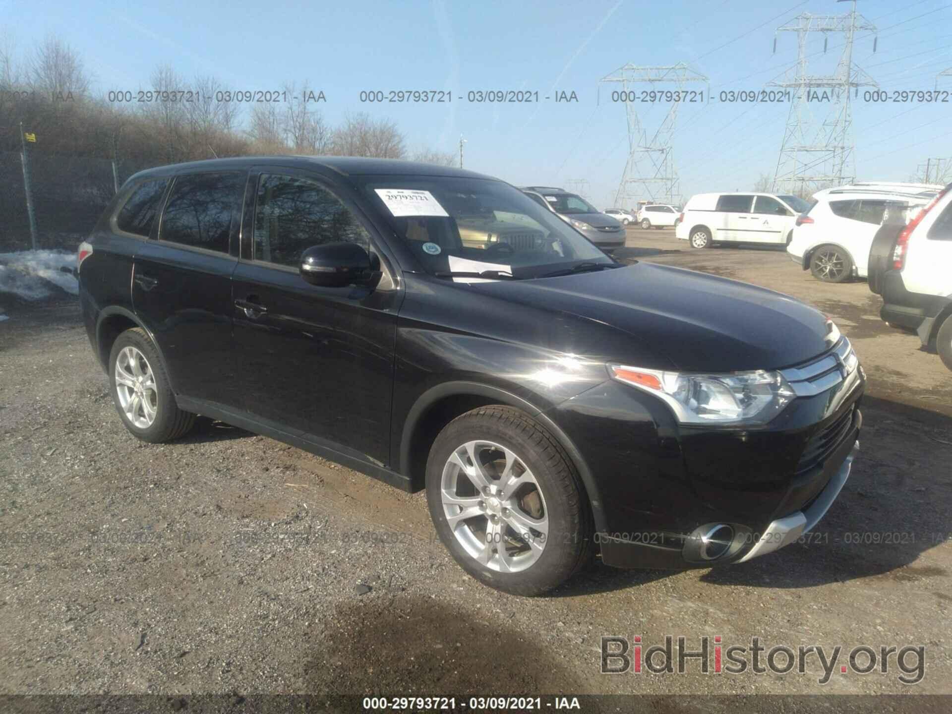 Photo JA4AZ3A36FZ000555 - MITSUBISHI OUTLANDER 2015