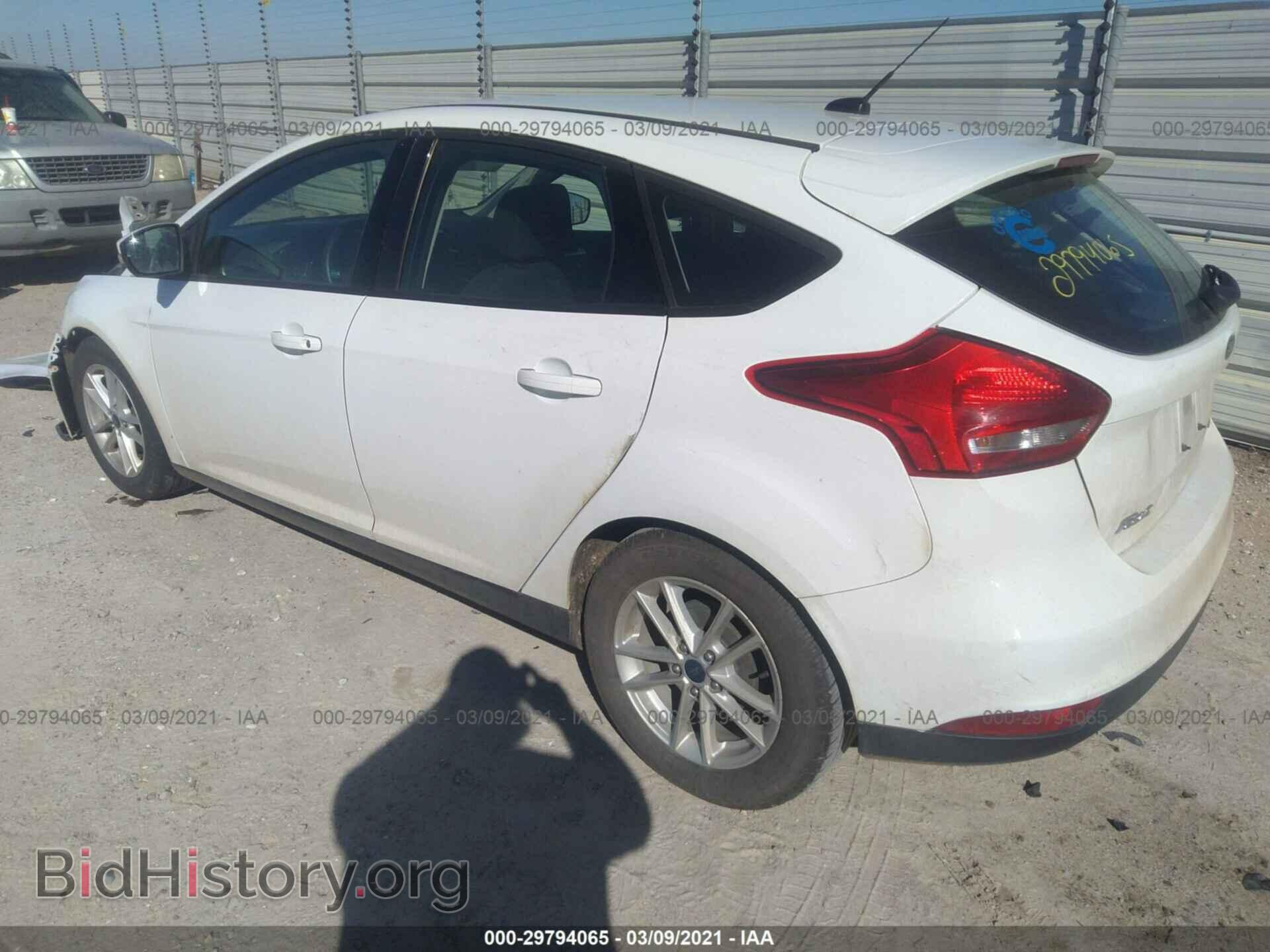 2017 FORD FOCUS - VIN: 1FADP3K26HL215704 - Фото 3