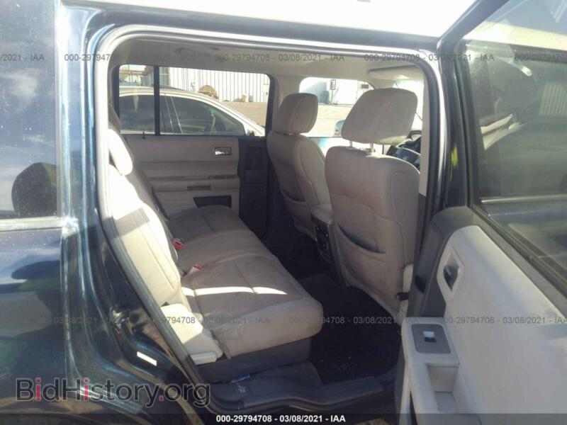 2010 Ford FLEX (VIN 2FMGK5BCXABA98902) — фото 8 из 11