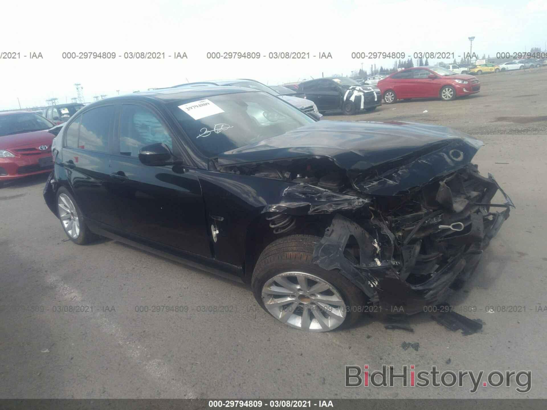 Photo WBAPH5C53BA444589 - BMW 3 SERIES 2011