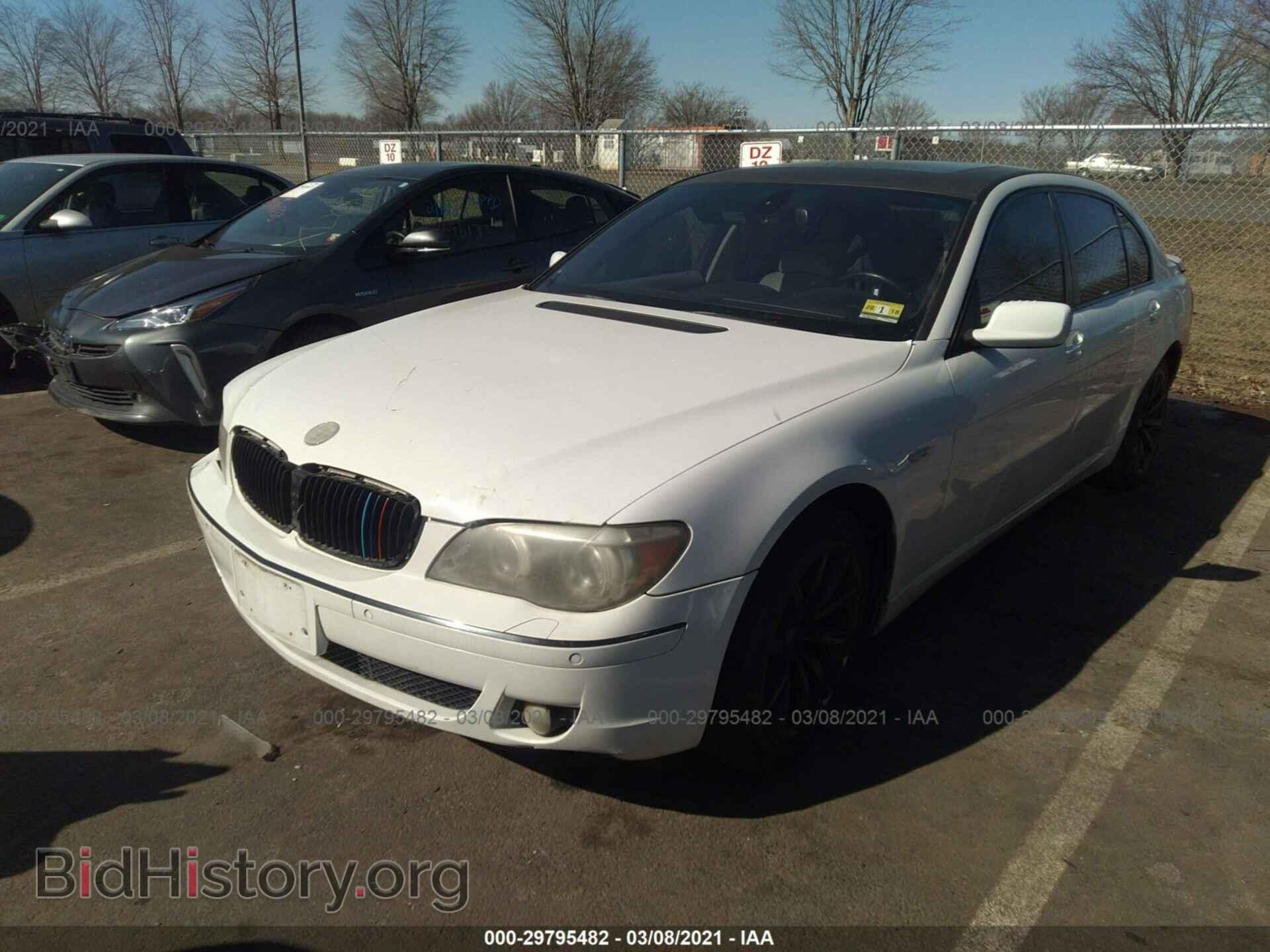 2007 BMW 7 SERIES - VIN: WBAHN83577DT74065 - Фото 2