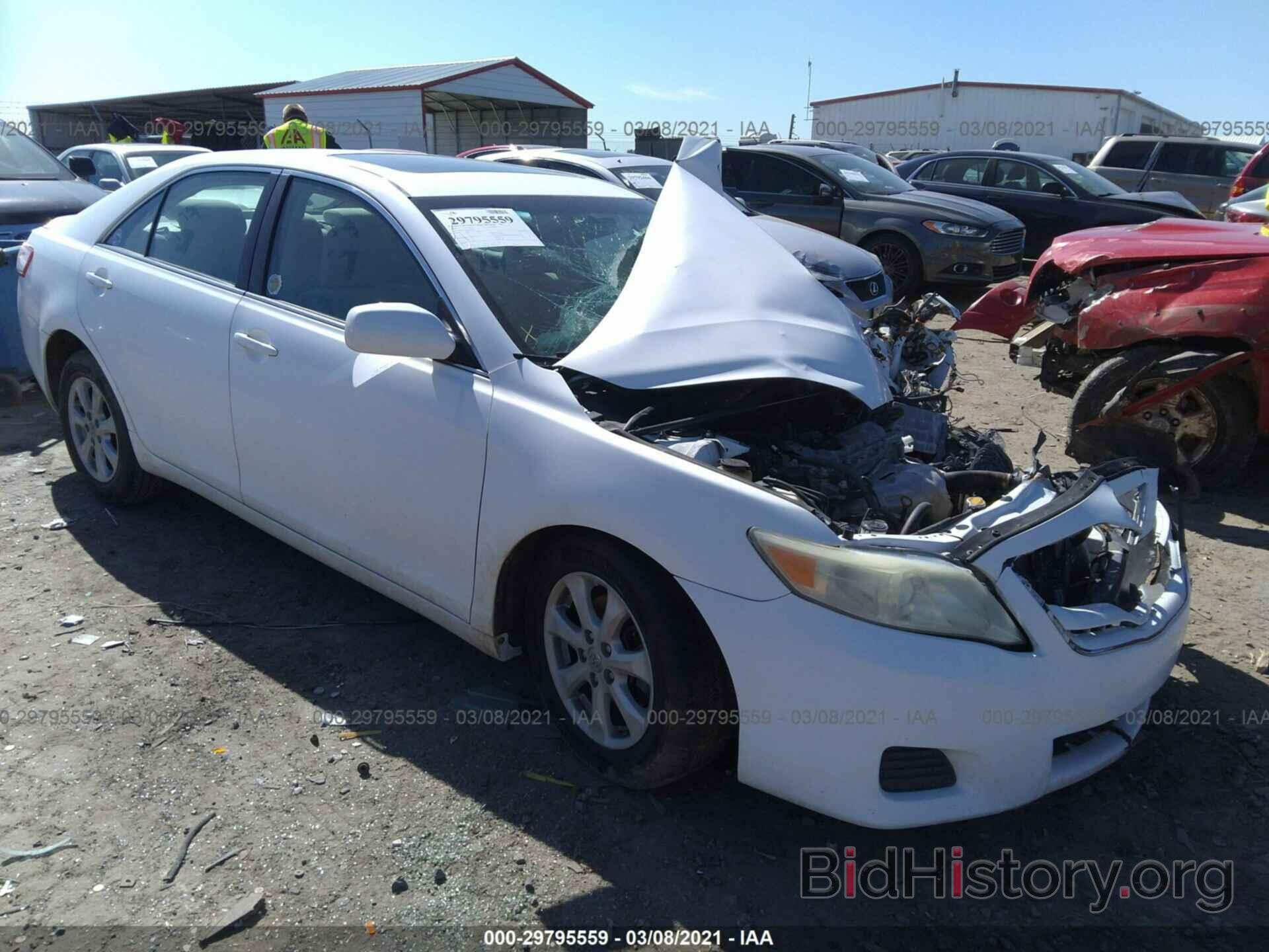 Photo 4T1BF3EK7AU560333 - TOYOTA CAMRY 2010