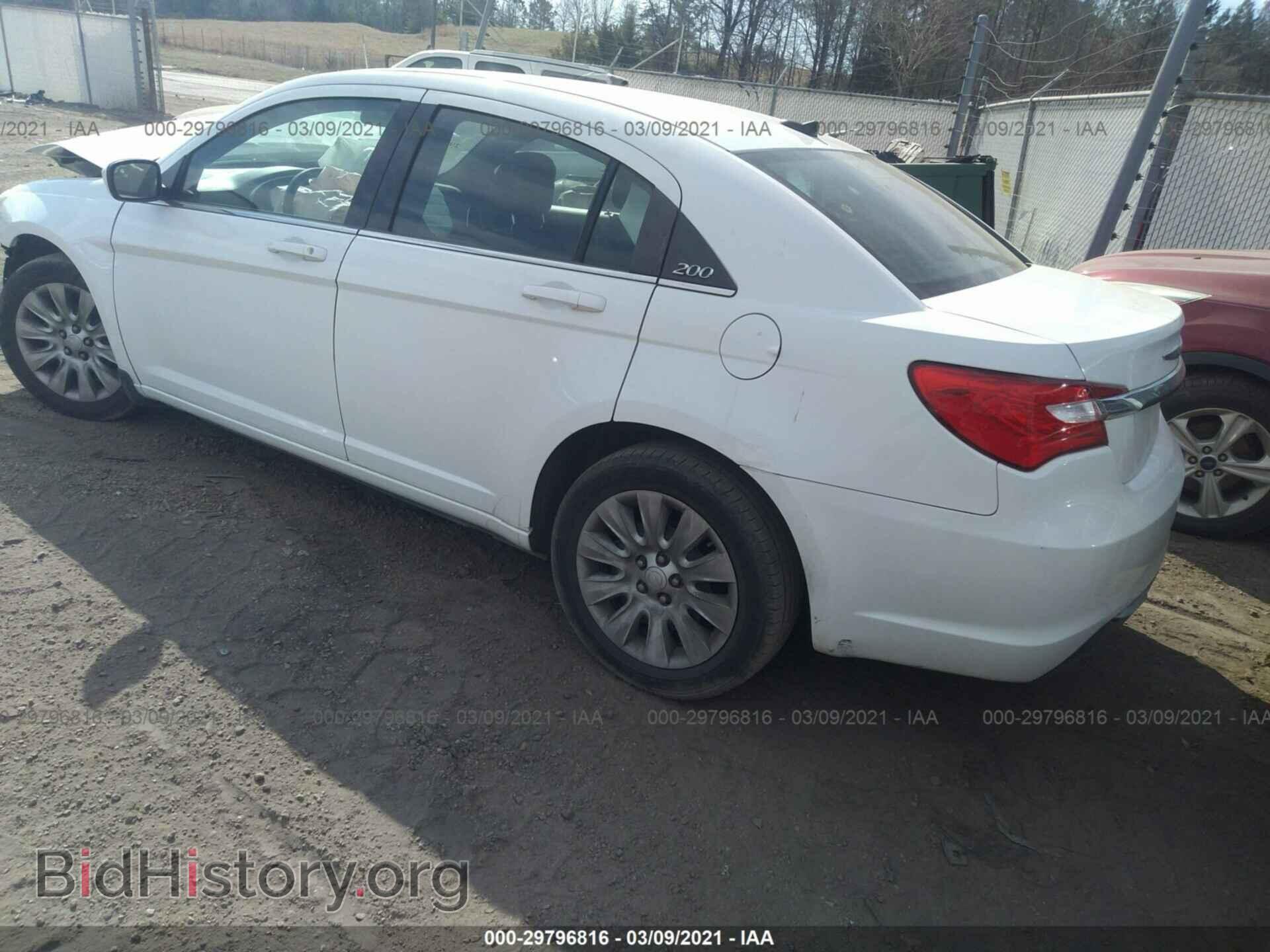 2012 CHRYSLER 200 - VIN: 1C3CCBAB2CN172235 - Фото 3