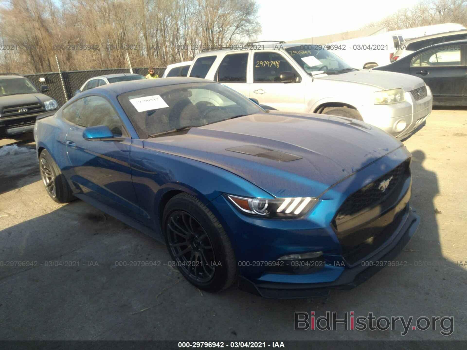 Photo 1FA6P8TH5H5272117 - FORD MUSTANG 2017