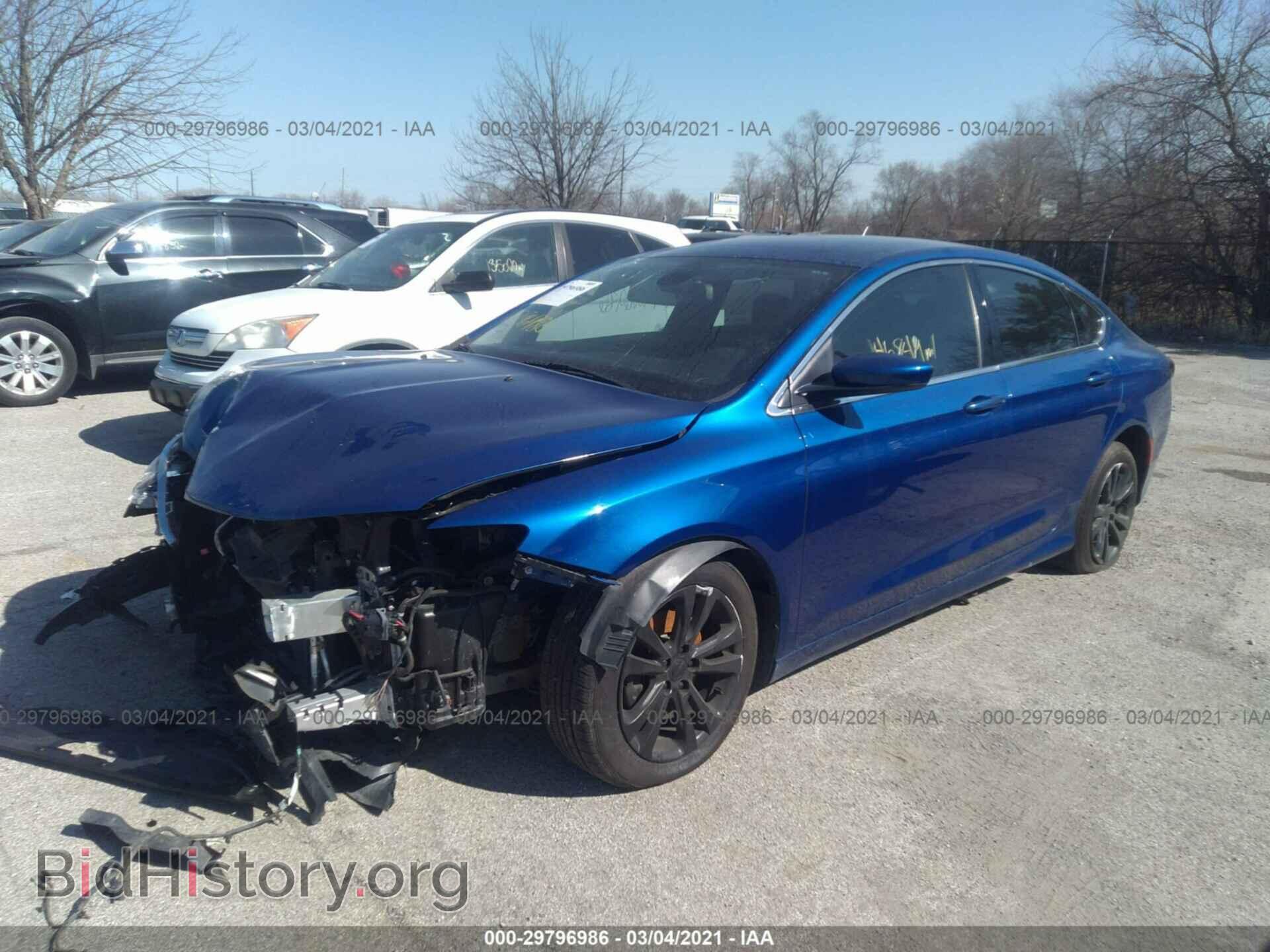 2016 CHRYSLER 200 - VIN: 1C3CCCAB1GN158127 - Фото 2