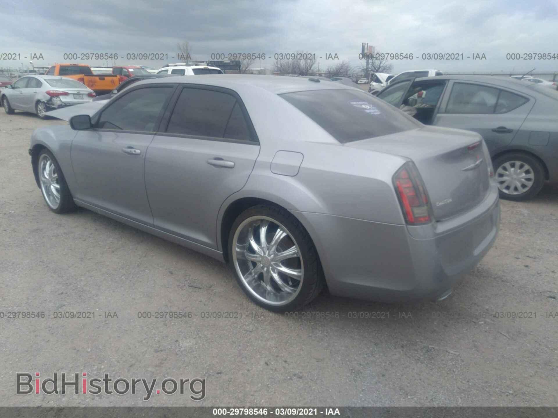 2014 CHRYSLER 300 - VIN: 2C3CCABG7EH356991 - Фото 3