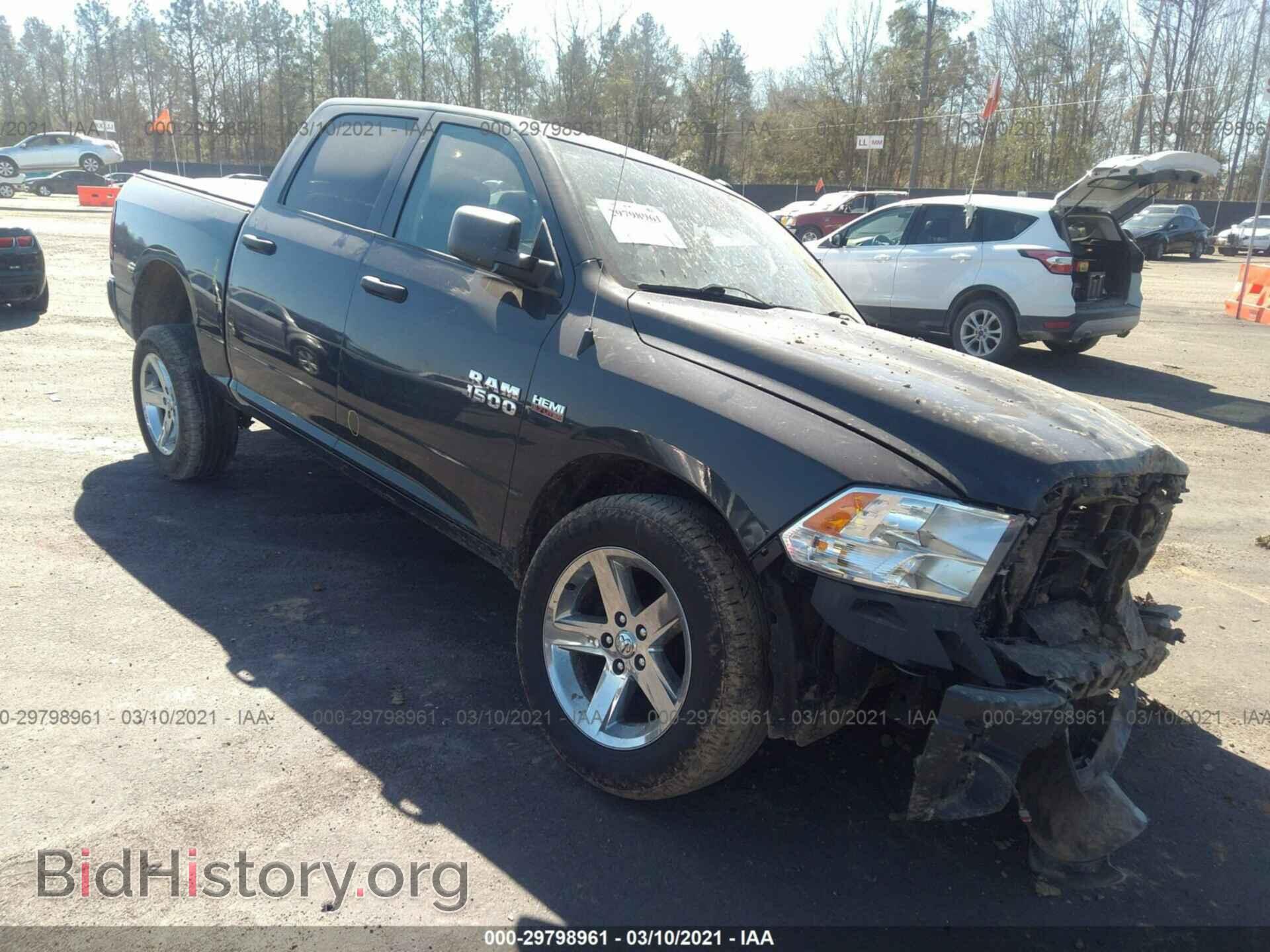 Photo 3C6RR7KT9HG769916 - RAM 1500 2017