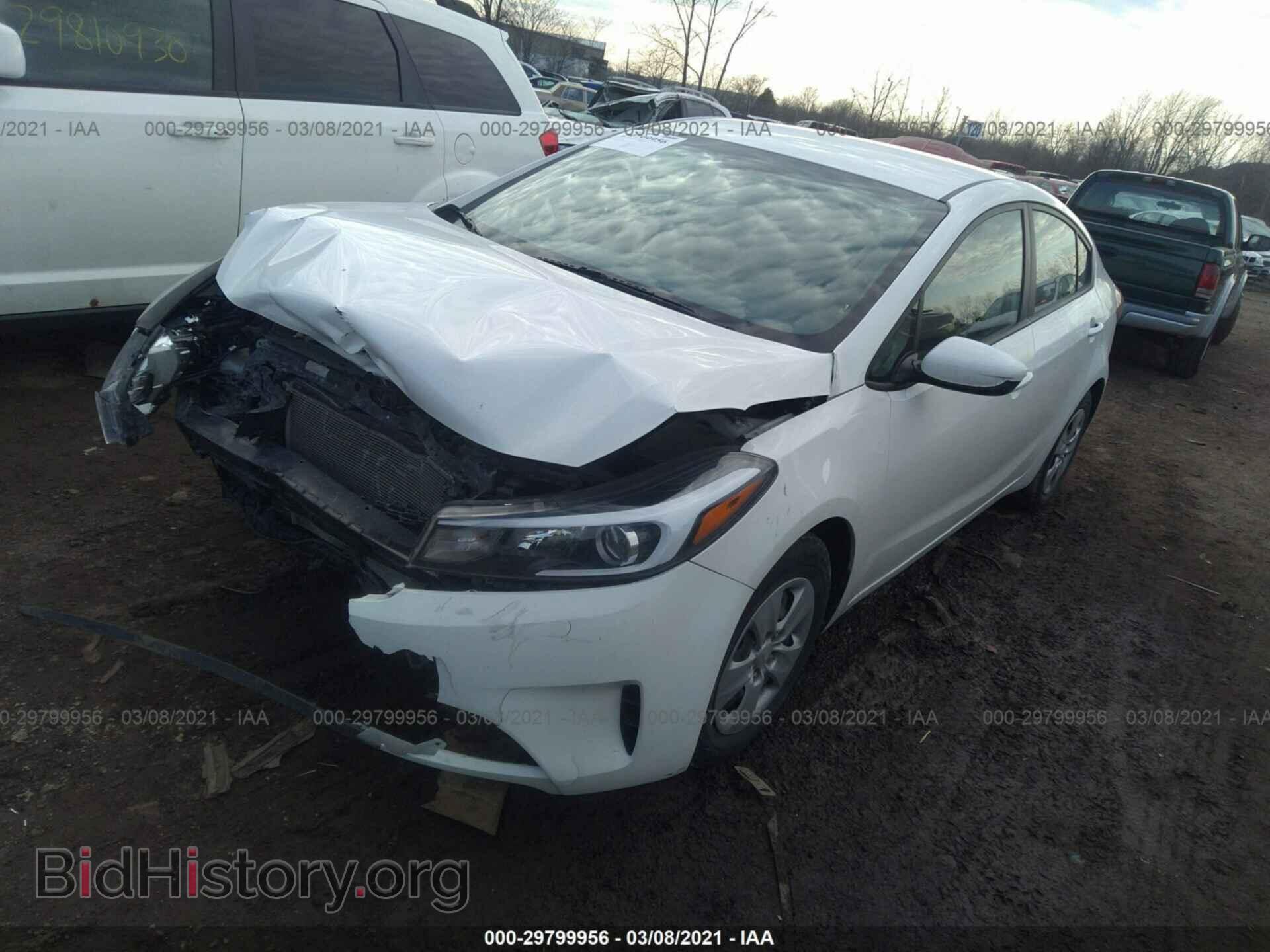 2017 KIA FORTE - VIN: 3KPFK4A73HE110101 - Фото 2