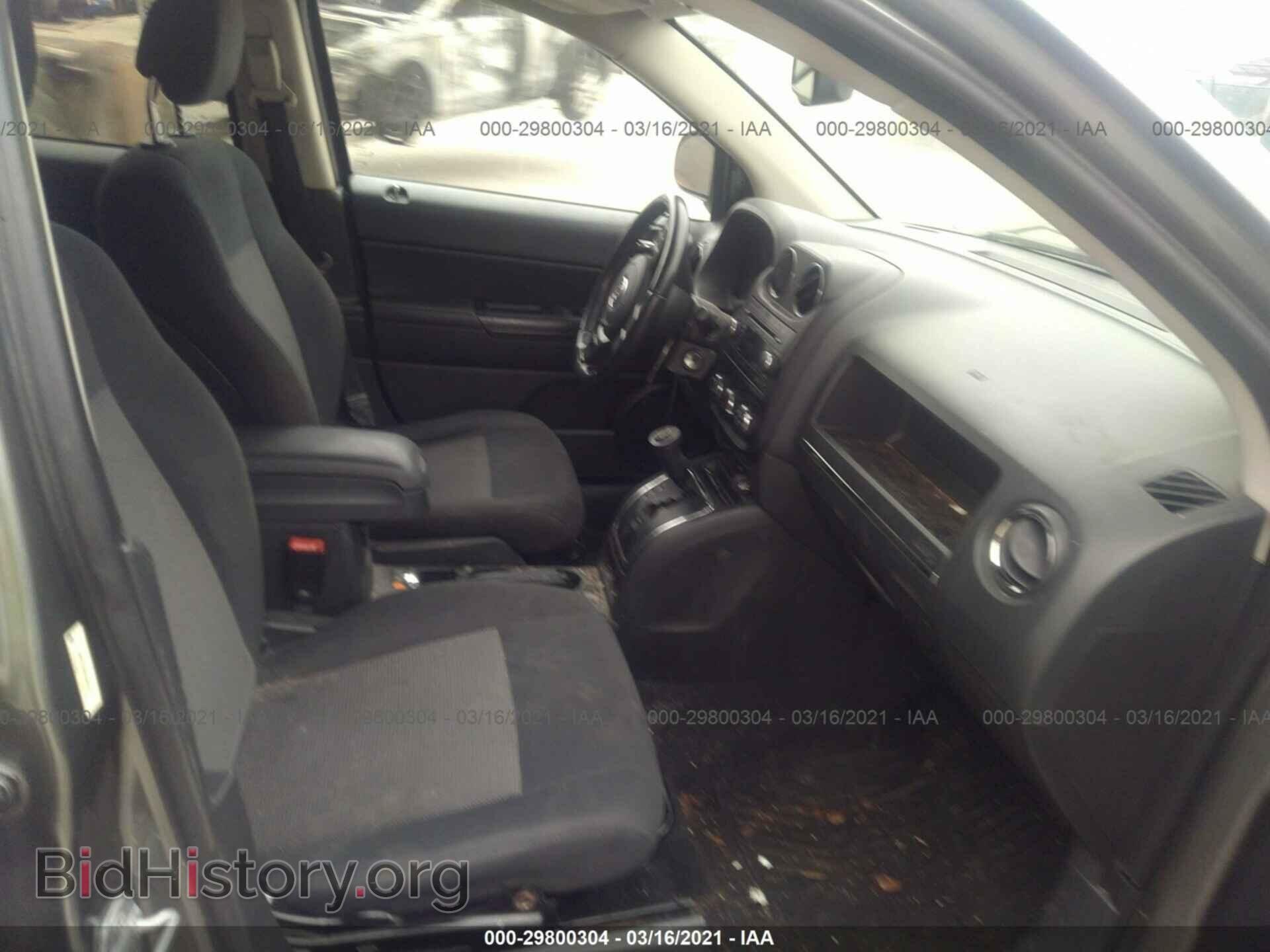 2011 JEEP COMPASS - VIN: 1J4NF1FBXBD240178 - Photo 5