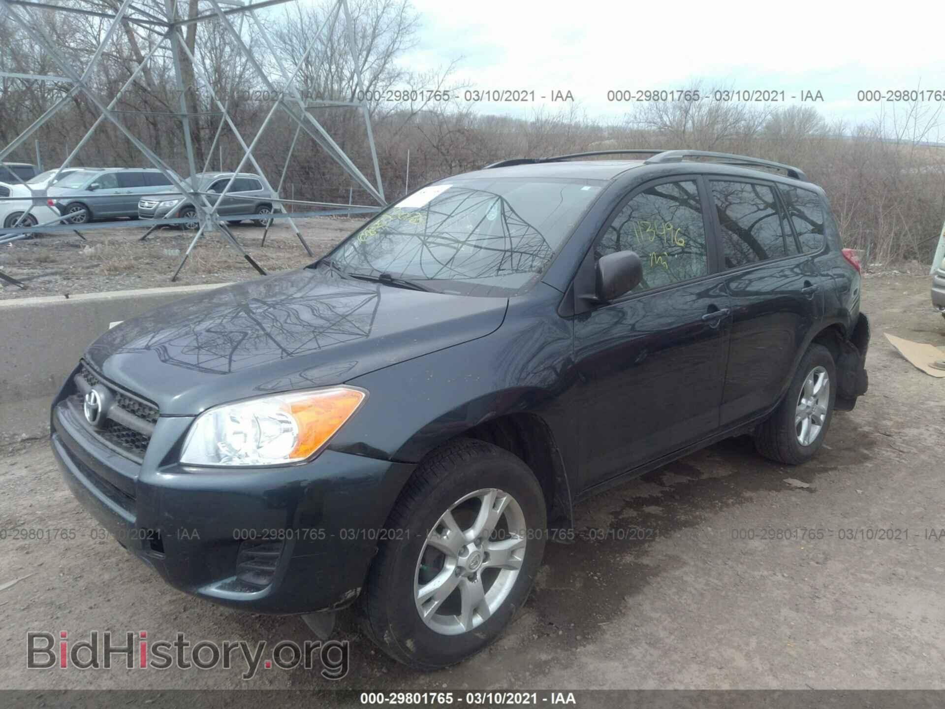2011 TOYOTA RAV4 - VIN: 2T3BF4DV6BW093030 - Фото 2