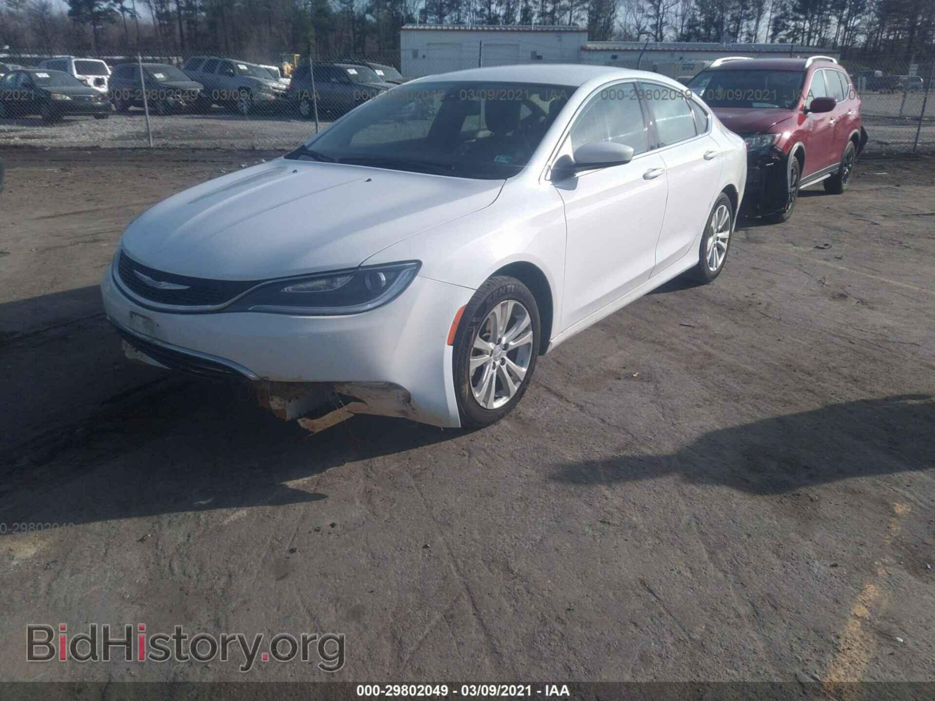 2015 CHRYSLER 200 - VIN: 1C3CCCAB8FN607320 - Фото 2
