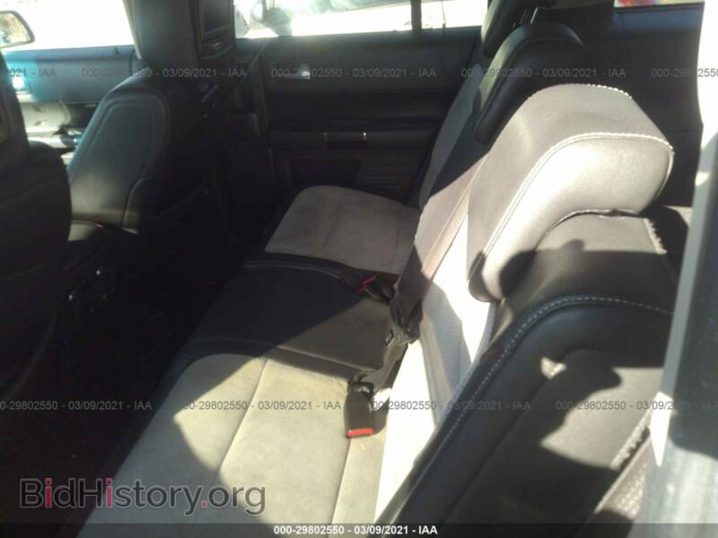 2011 Ford FLEX (VIN 2FMGK5DC7BBD27471) — photo 8 of 11
