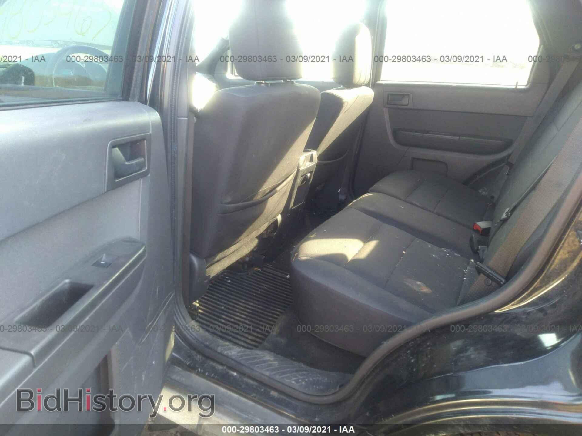 2011 FORD ESCAPE - VIN: 1FMCU9D77BKA08046 - Фото 8