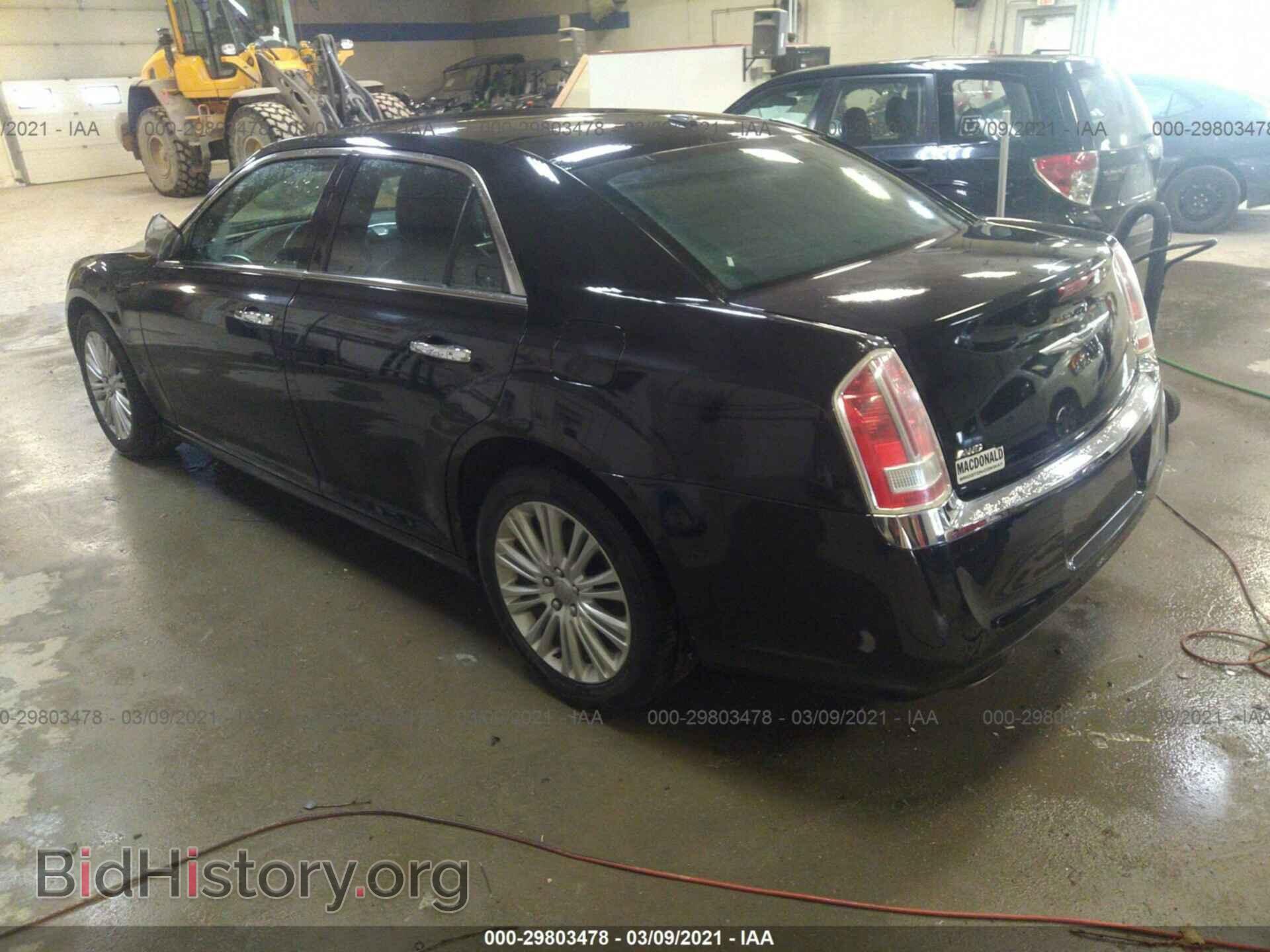 2014 CHRYSLER 300 - VIN: 2C3CCAKT0EH287882 - Фото 3