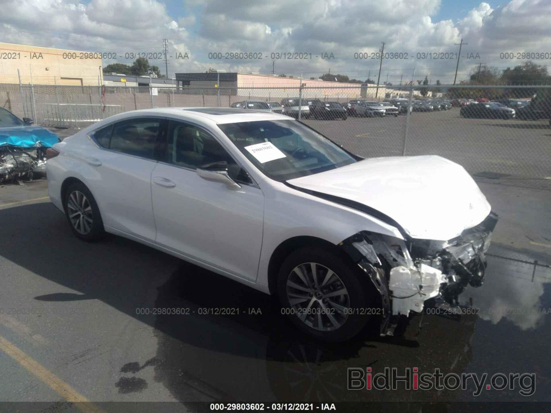 Photo 58ABZ1B19KU048073 - LEXUS ES 2019