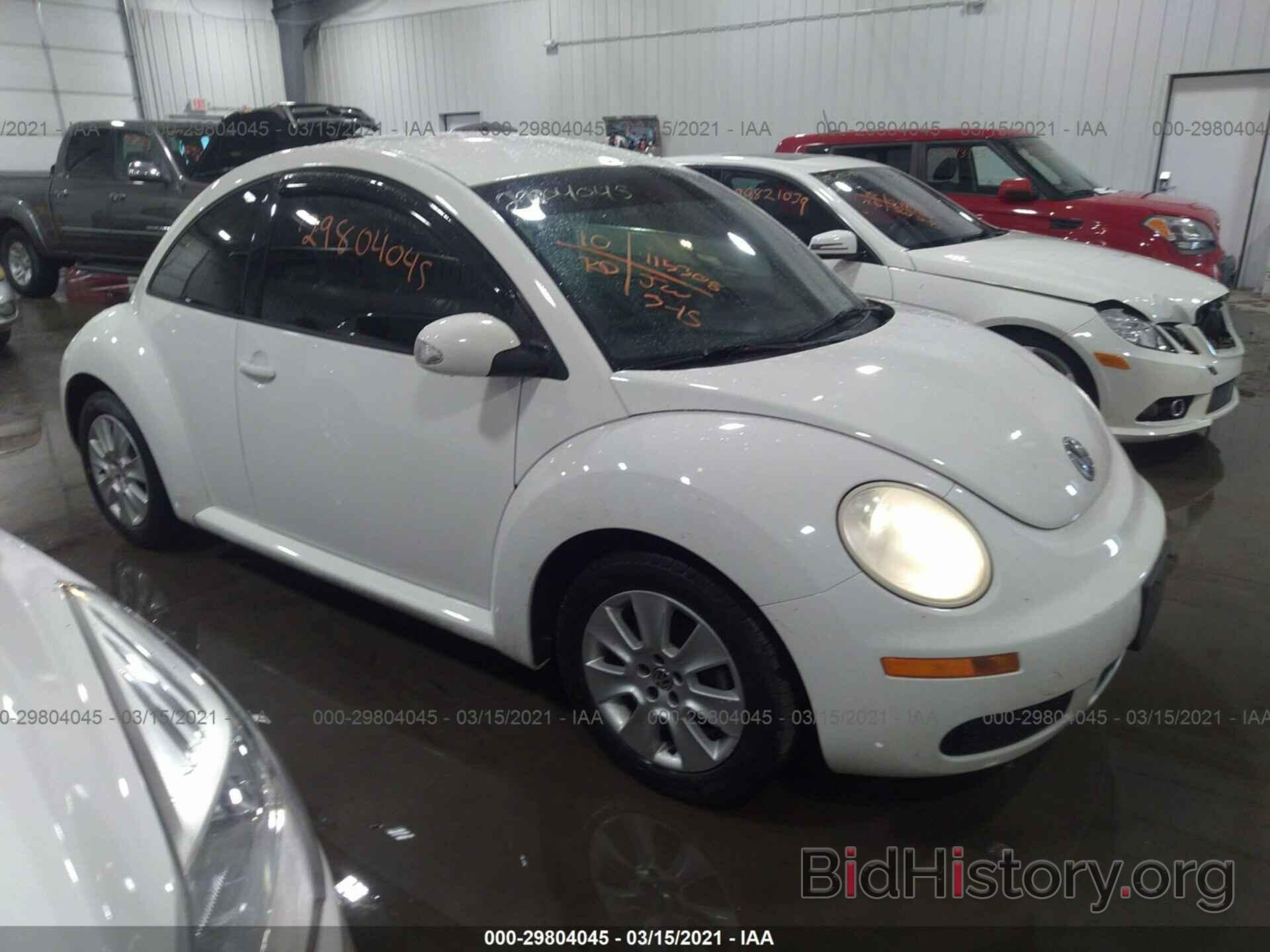 Photo 3VWPW3AG9AM023508 - VOLKSWAGEN NEW BEETLE COUPE 2010