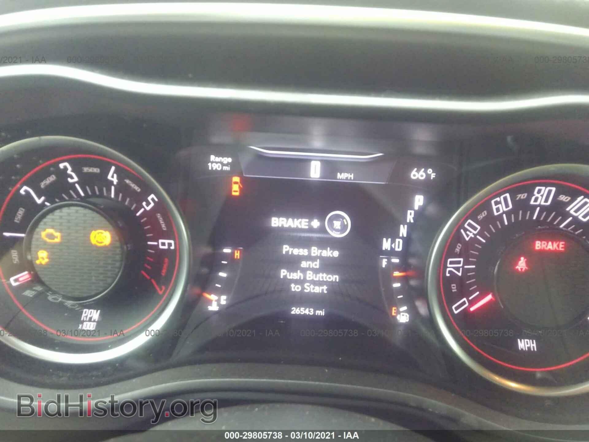 2018 DODGE CHALLENGER - VIN: 2C3CDZAG4JH242471 - Фото 7
